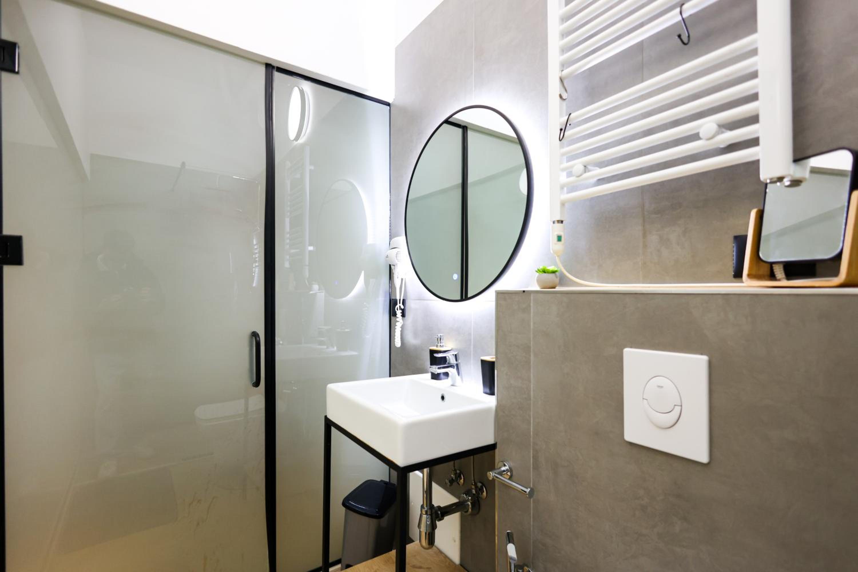 Grandstay Central