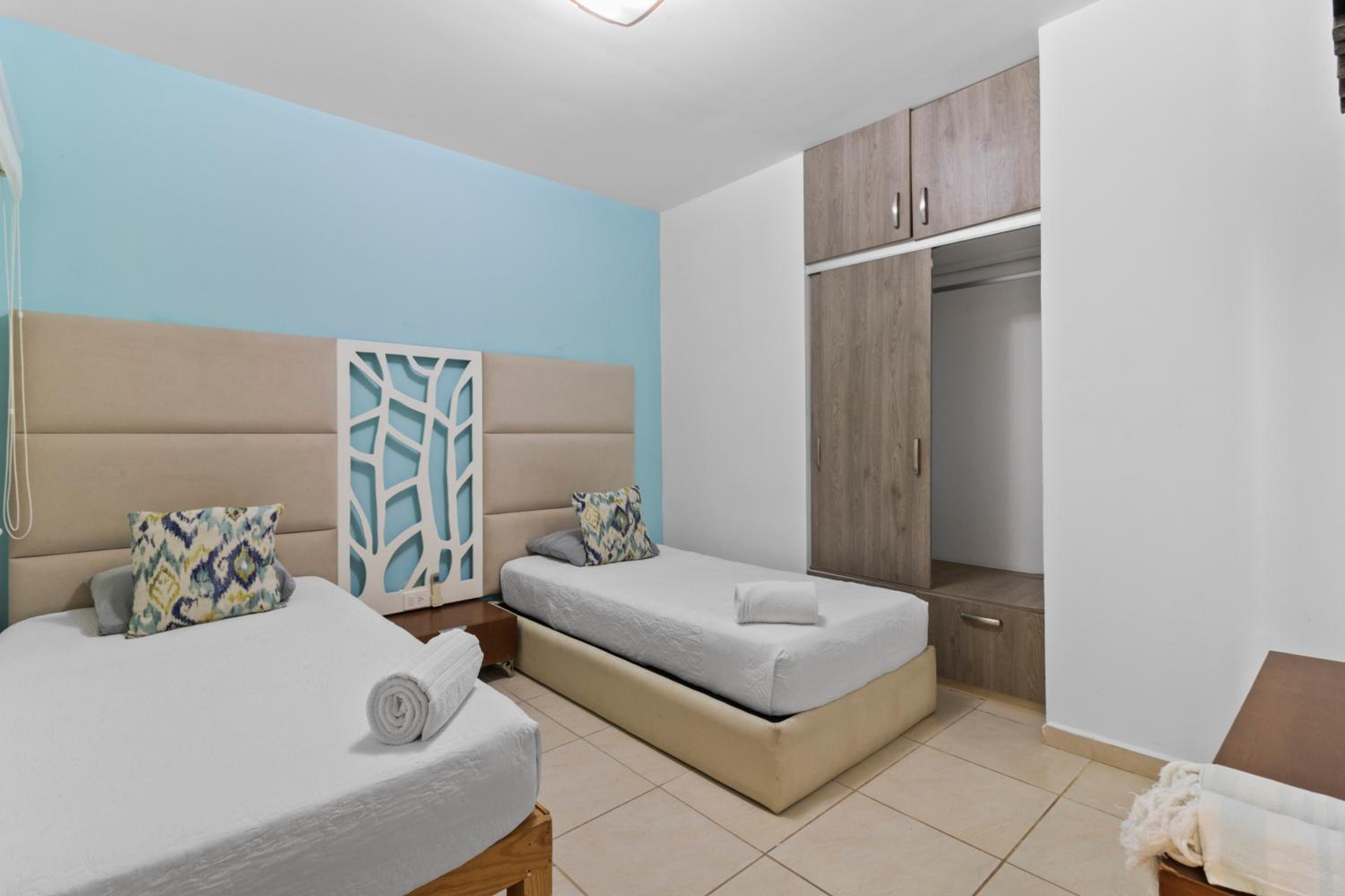 Lisboa Condominium - Modern Stay in Versalles