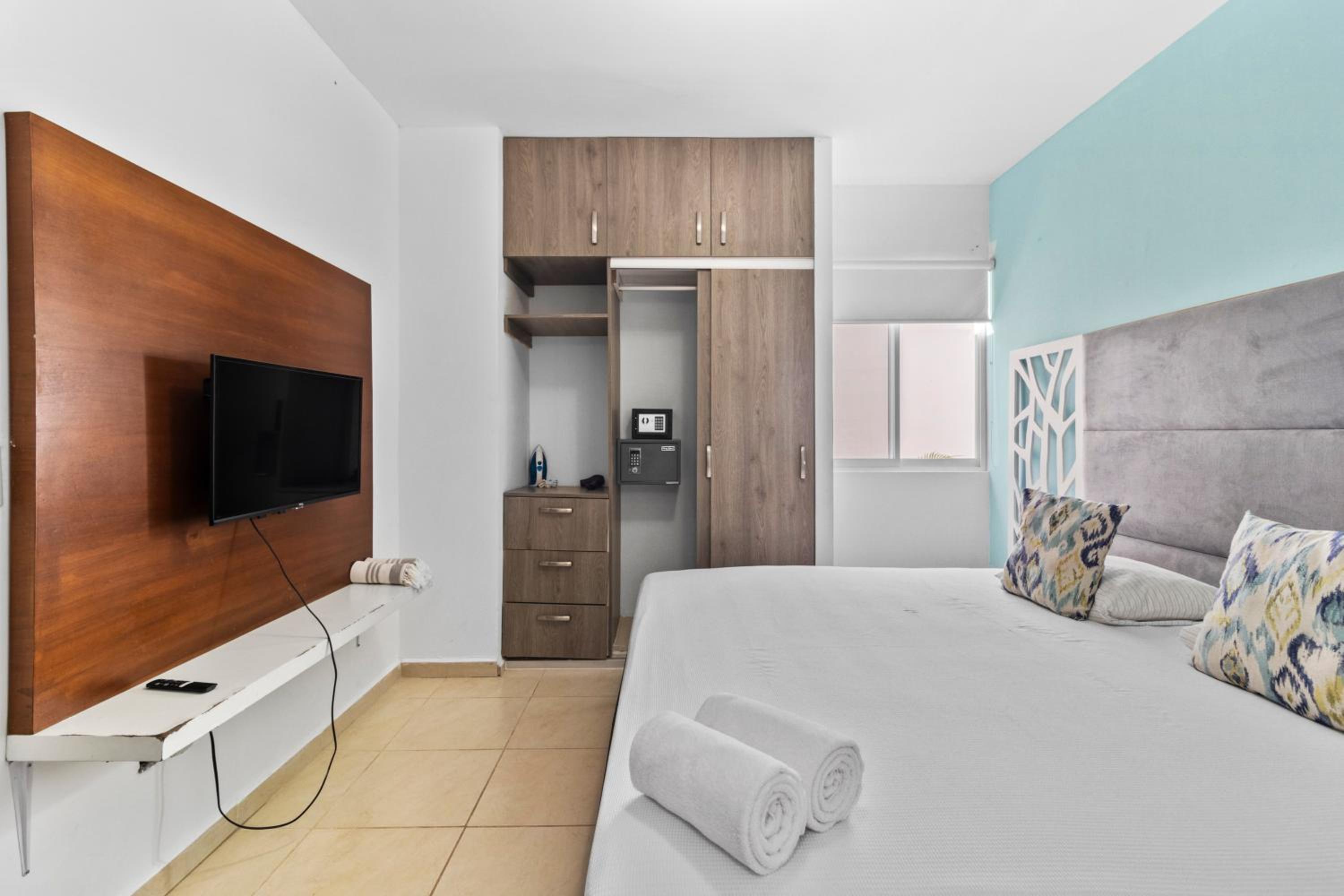 Lisboa Condominium - Modern Stay in Versalles