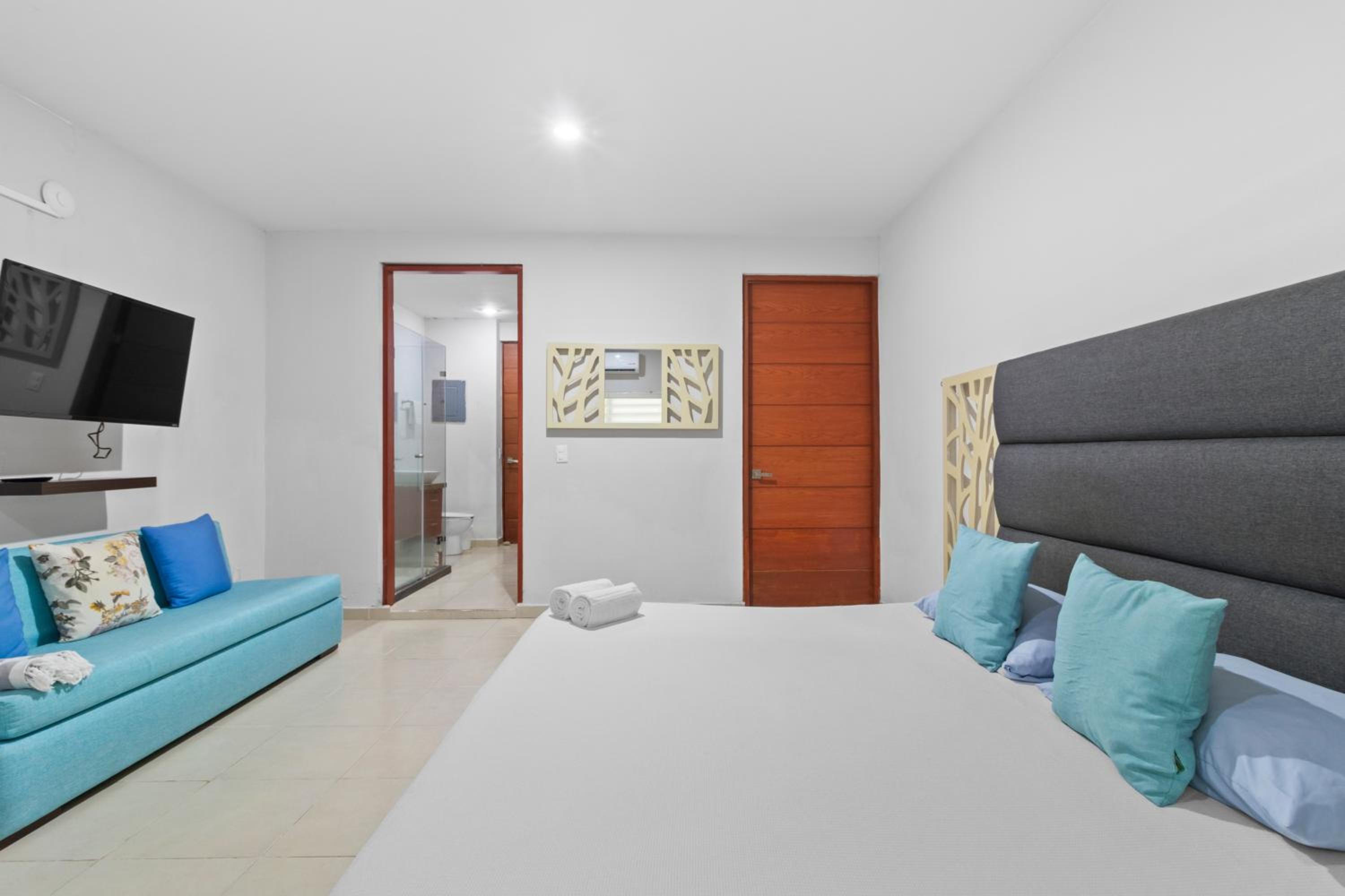 Lisboa Condominium - Modern Stay in Versalles
