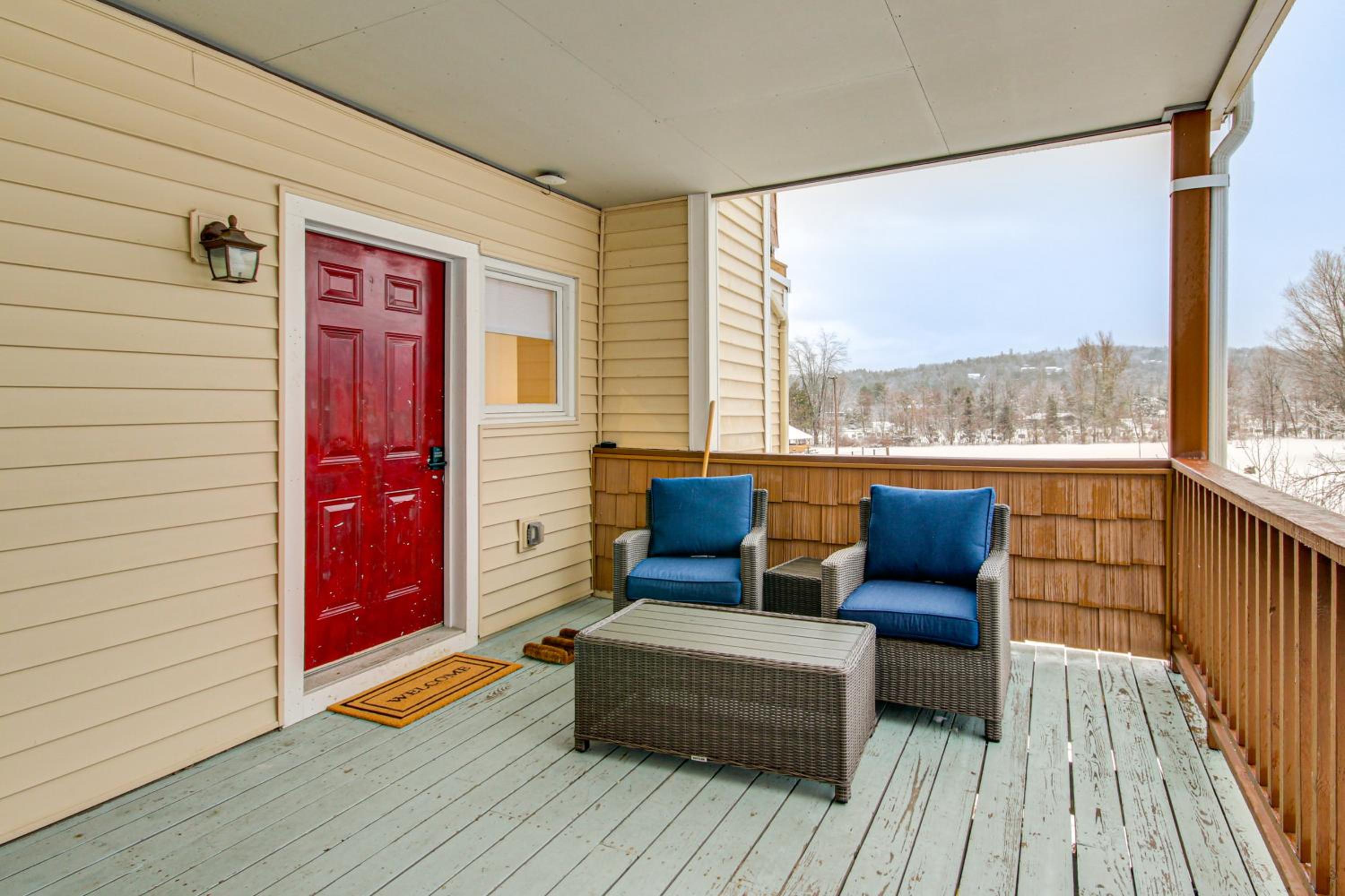 Fully Renovated! Luxe Ski Condo Near Stowe Mtn