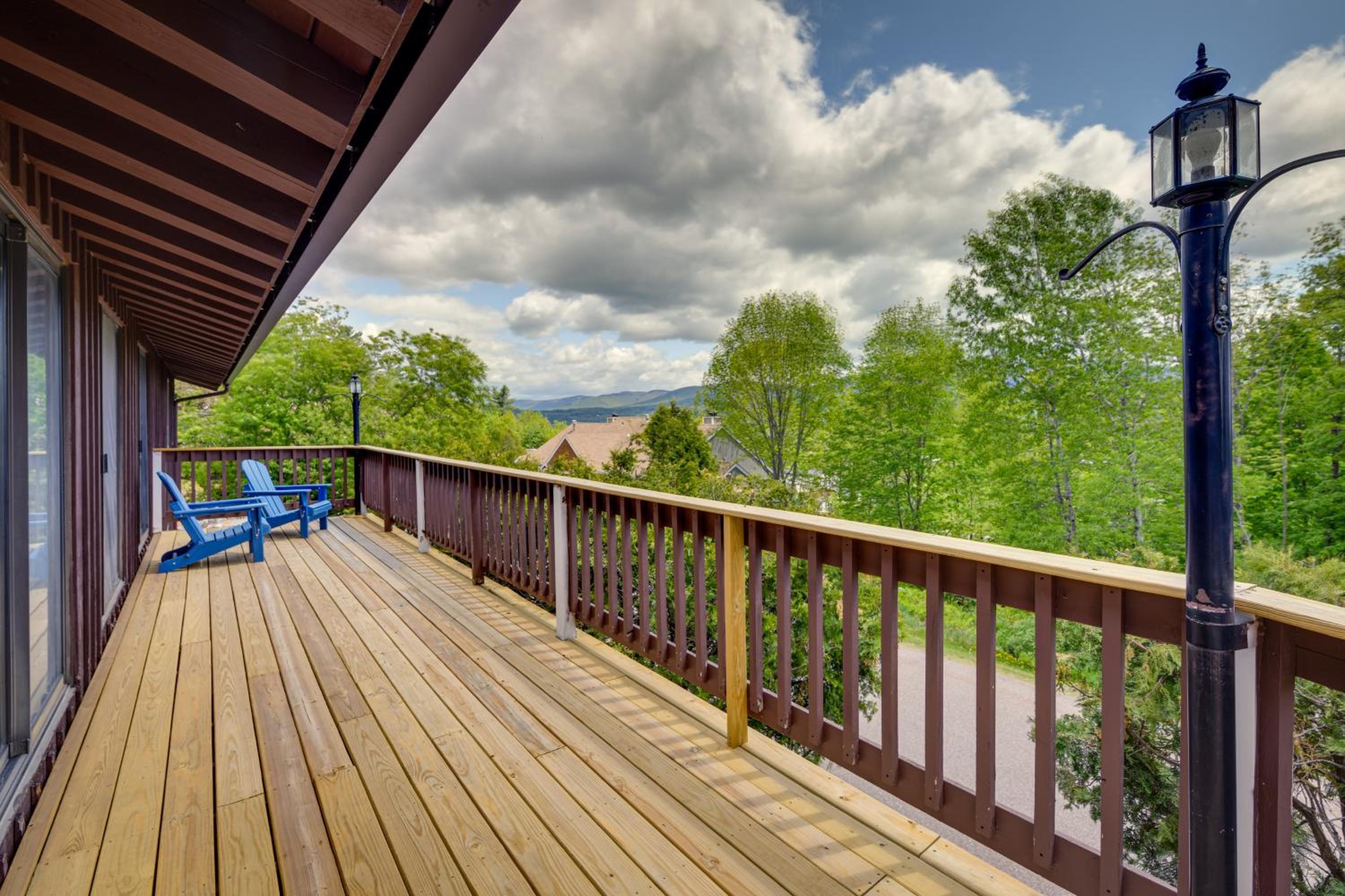 Fully Renovated! Luxe Ski Condo Near Stowe Mtn