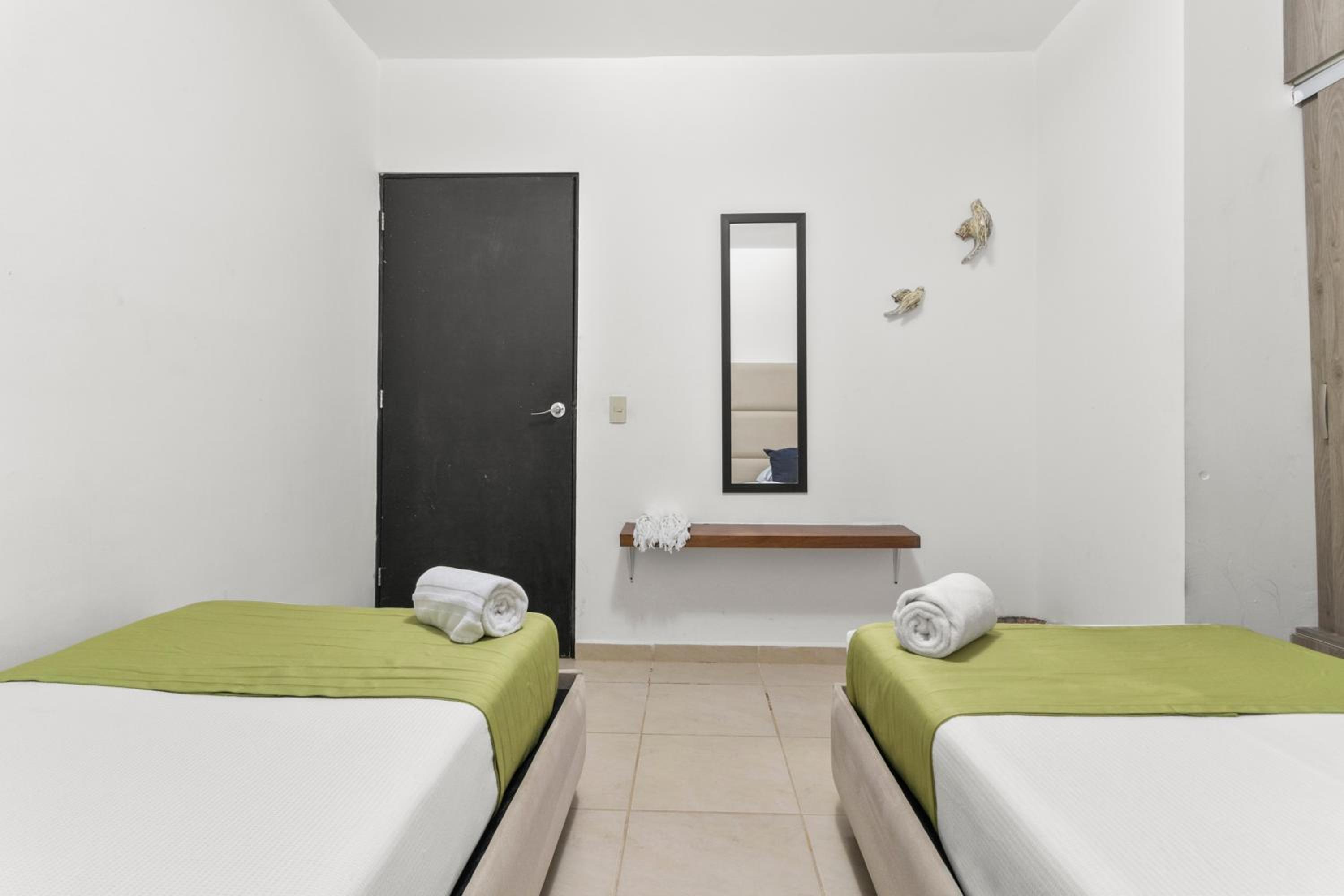 Lisboa Condominium - Modern Stay in Versalles