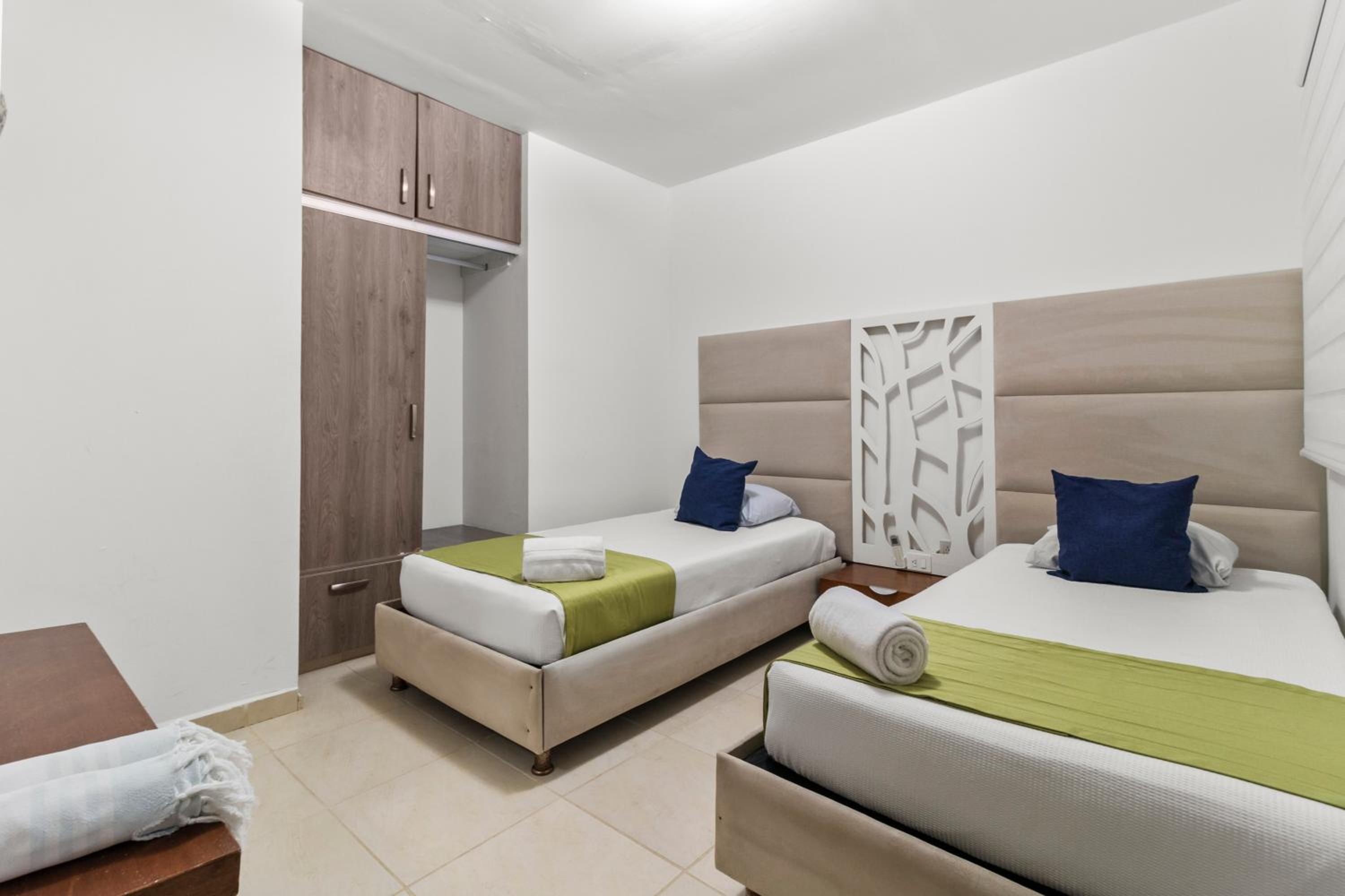 Lisboa Condominium - Modern Stay in Versalles