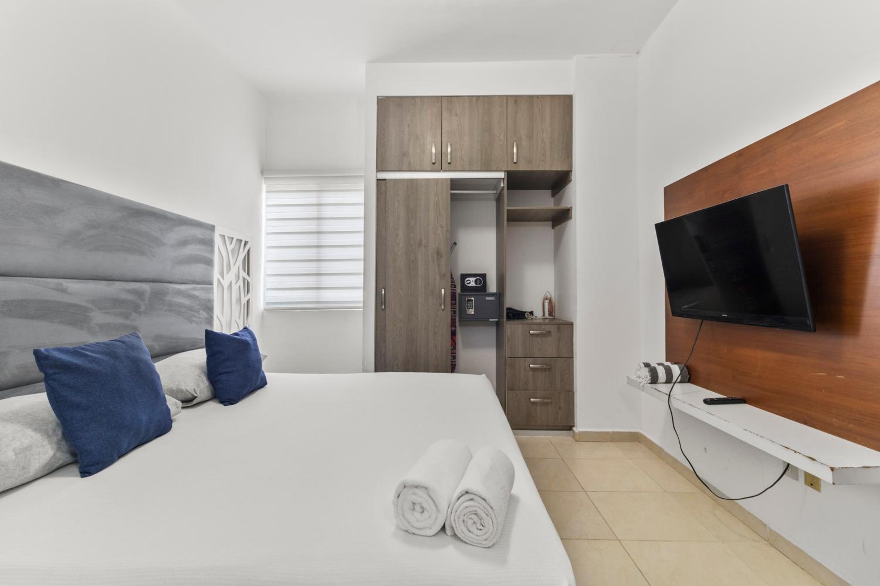 Lisboa Condominium - Modern Stay in Versalles