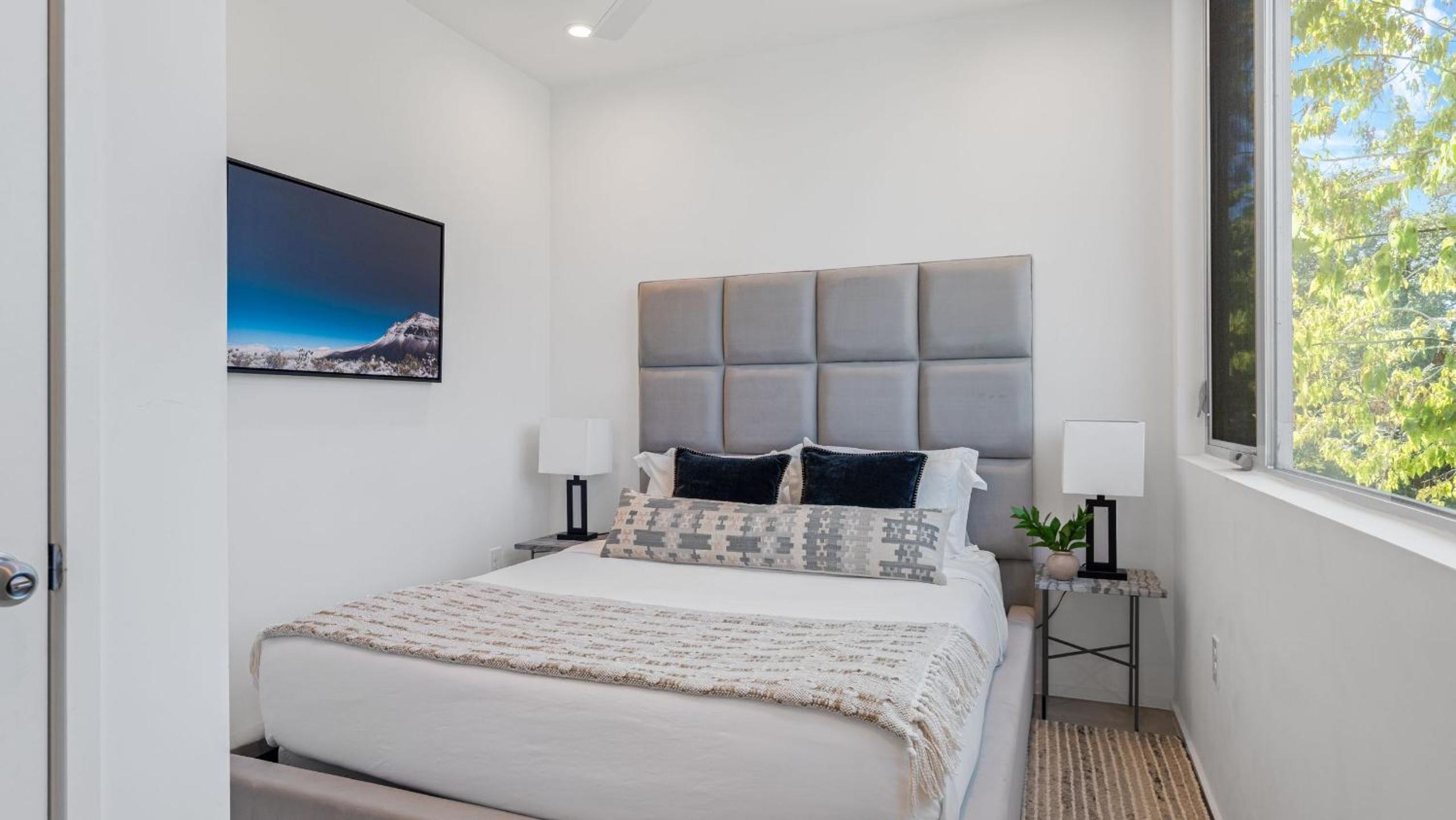 Sleeps 32 Private Compound w Putting Green Bouldin Collective by AvantStay