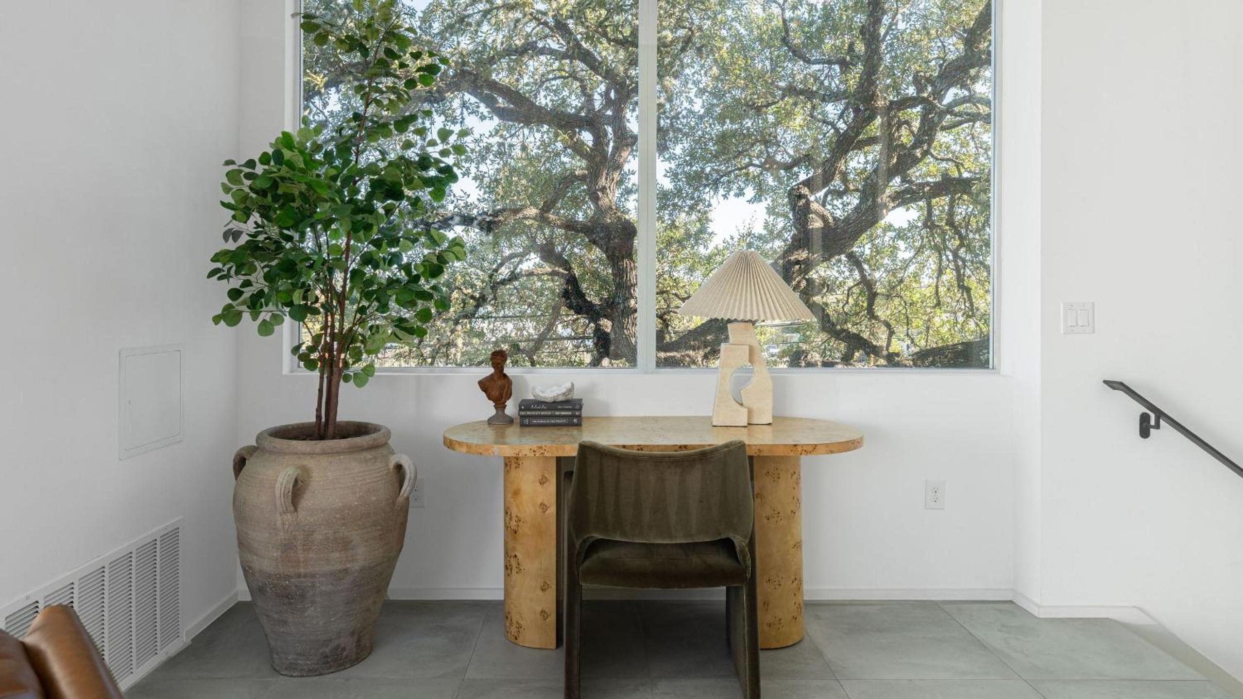 Sleeps 32 Private Compound w Putting Green Bouldin Collective by AvantStay