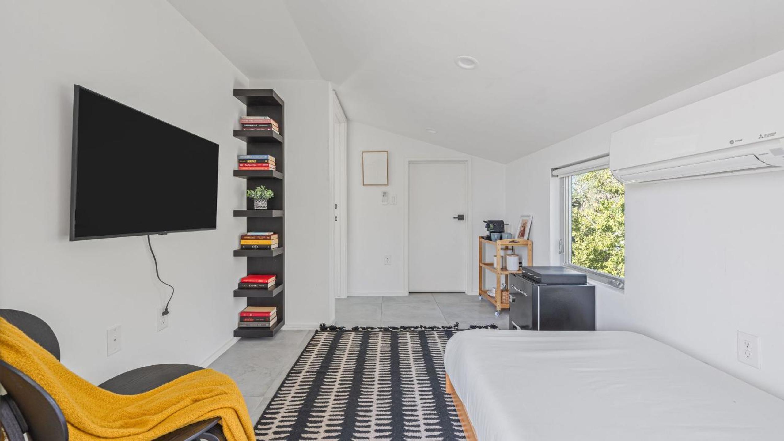Sleeps 32 Private Compound w Putting Green Bouldin Collective by AvantStay