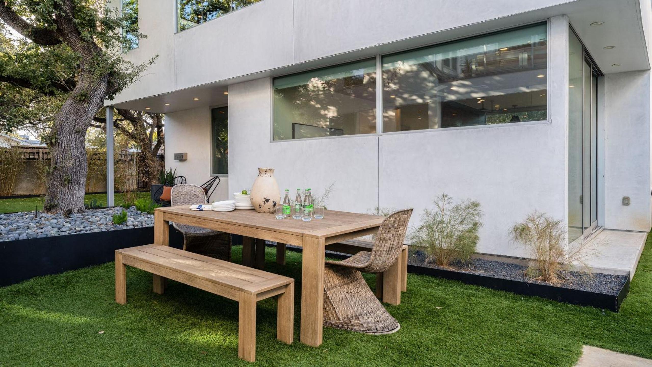 Sleeps 32 Private Compound w Putting Green Bouldin Collective by AvantStay