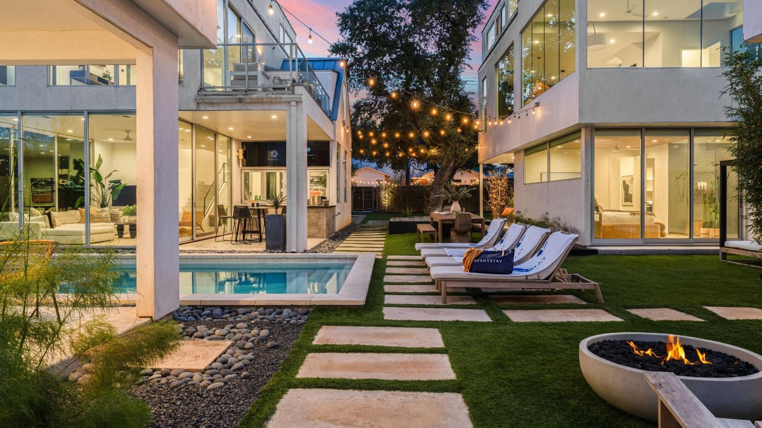 Luxe 6BDR Retreat w Putting Green Game Room Bouldin Collective by AvantStay