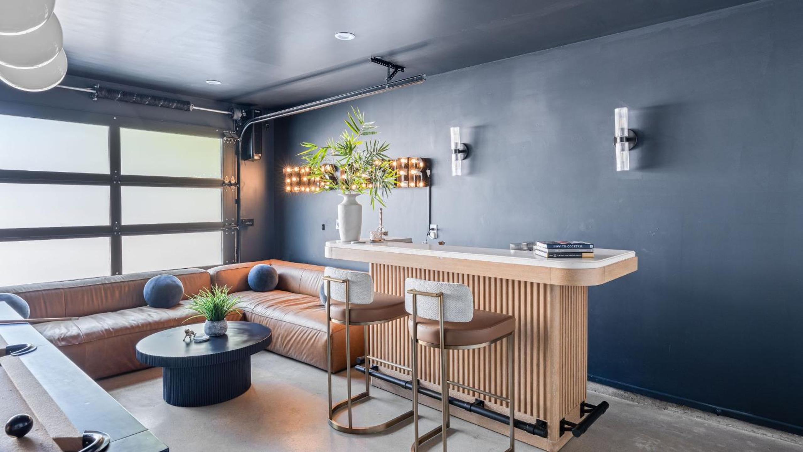 Luxe 9BDR Retreat w Putting Green Game Room Bouldin Collective by AvantStay