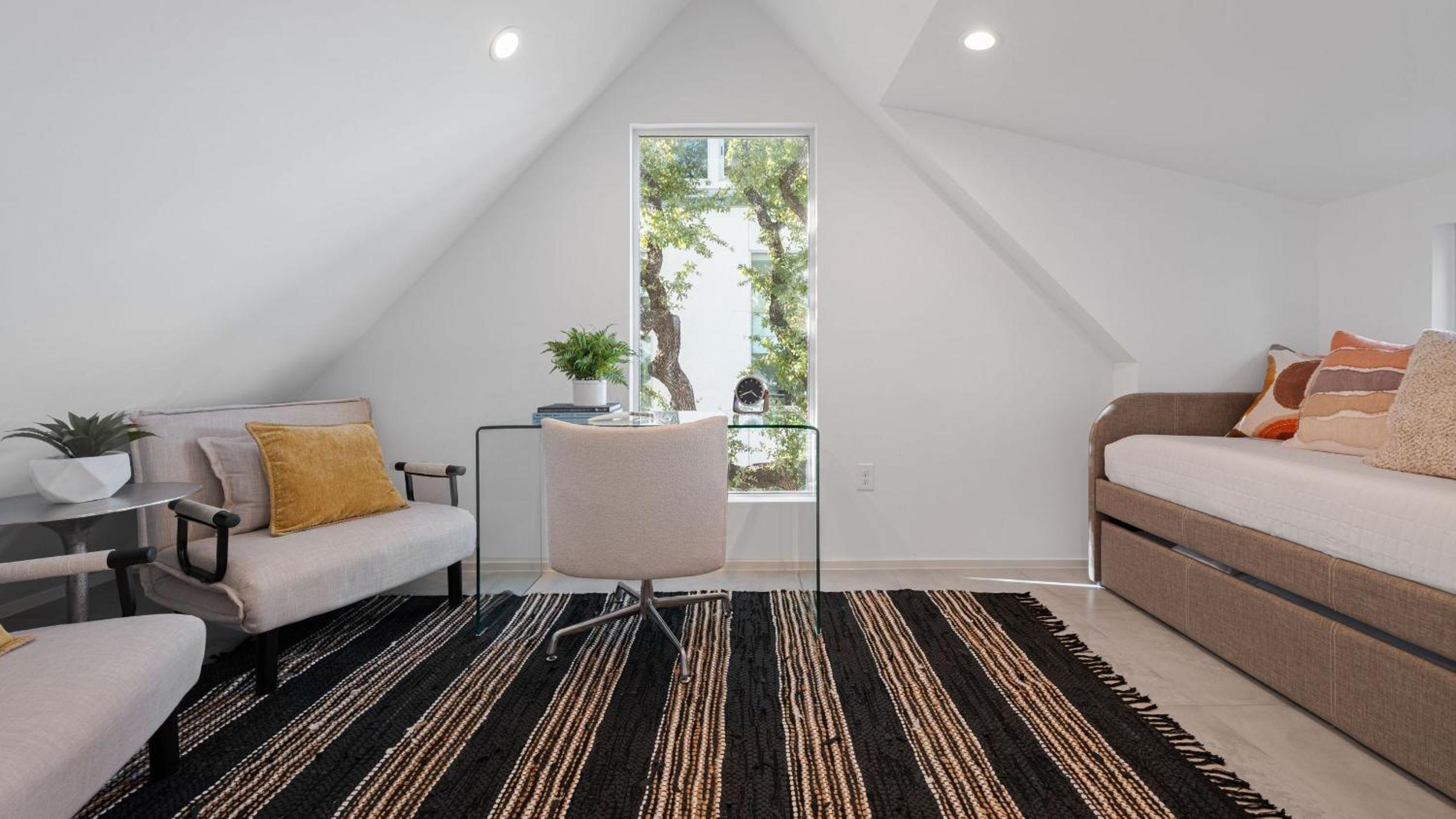 Luxe 11BDR w Putting Green Game Room Pool Bouldin Collective by AvantStay