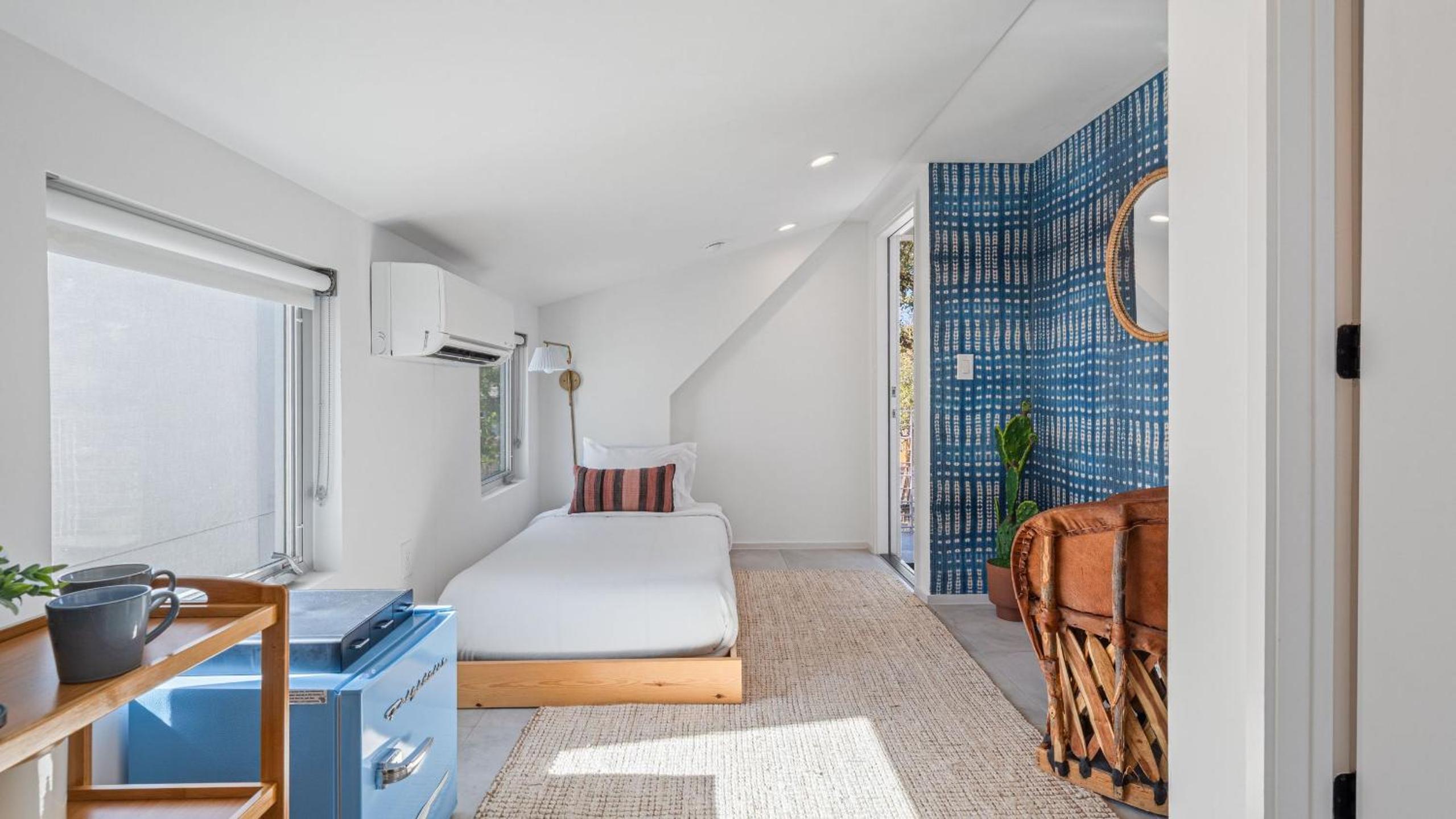 Luxe 11BDR w Putting Green Game Room Pool Bouldin Collective by AvantStay