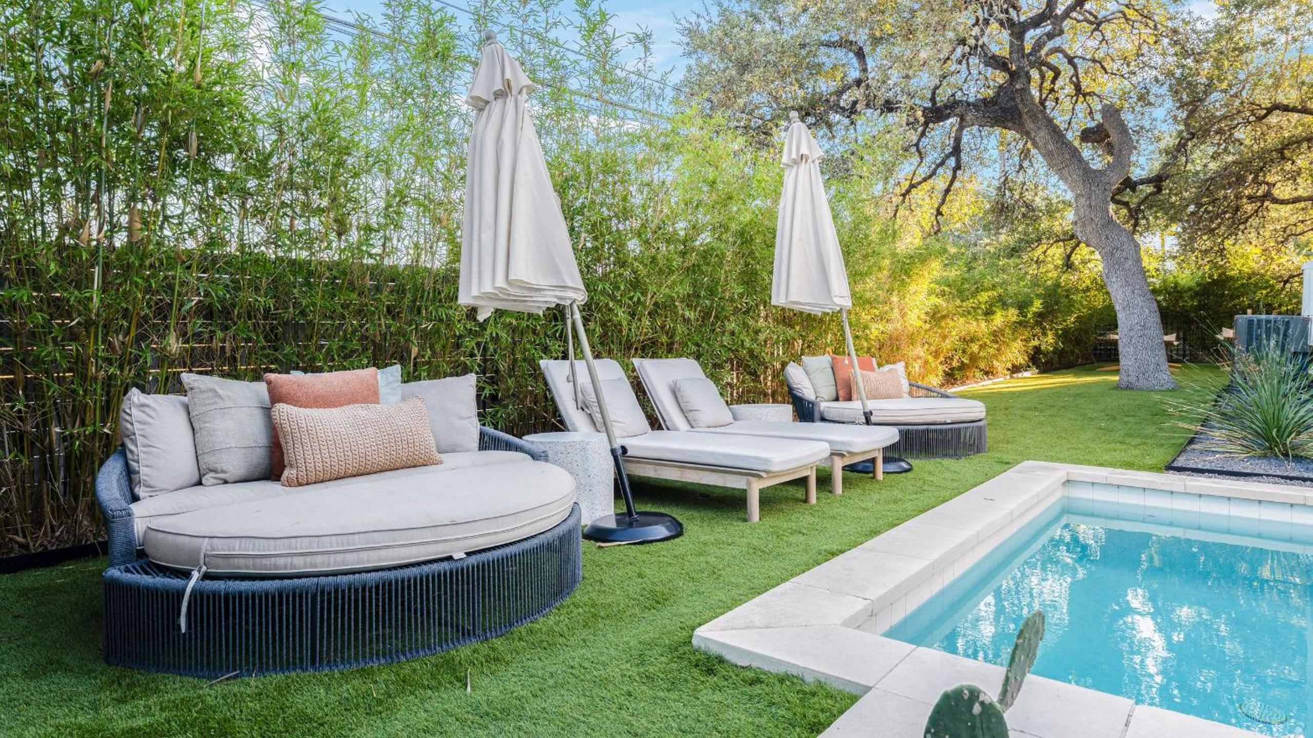 Luxe 11BDR w Putting Green Game Room Pool Bouldin Collective by AvantStay
