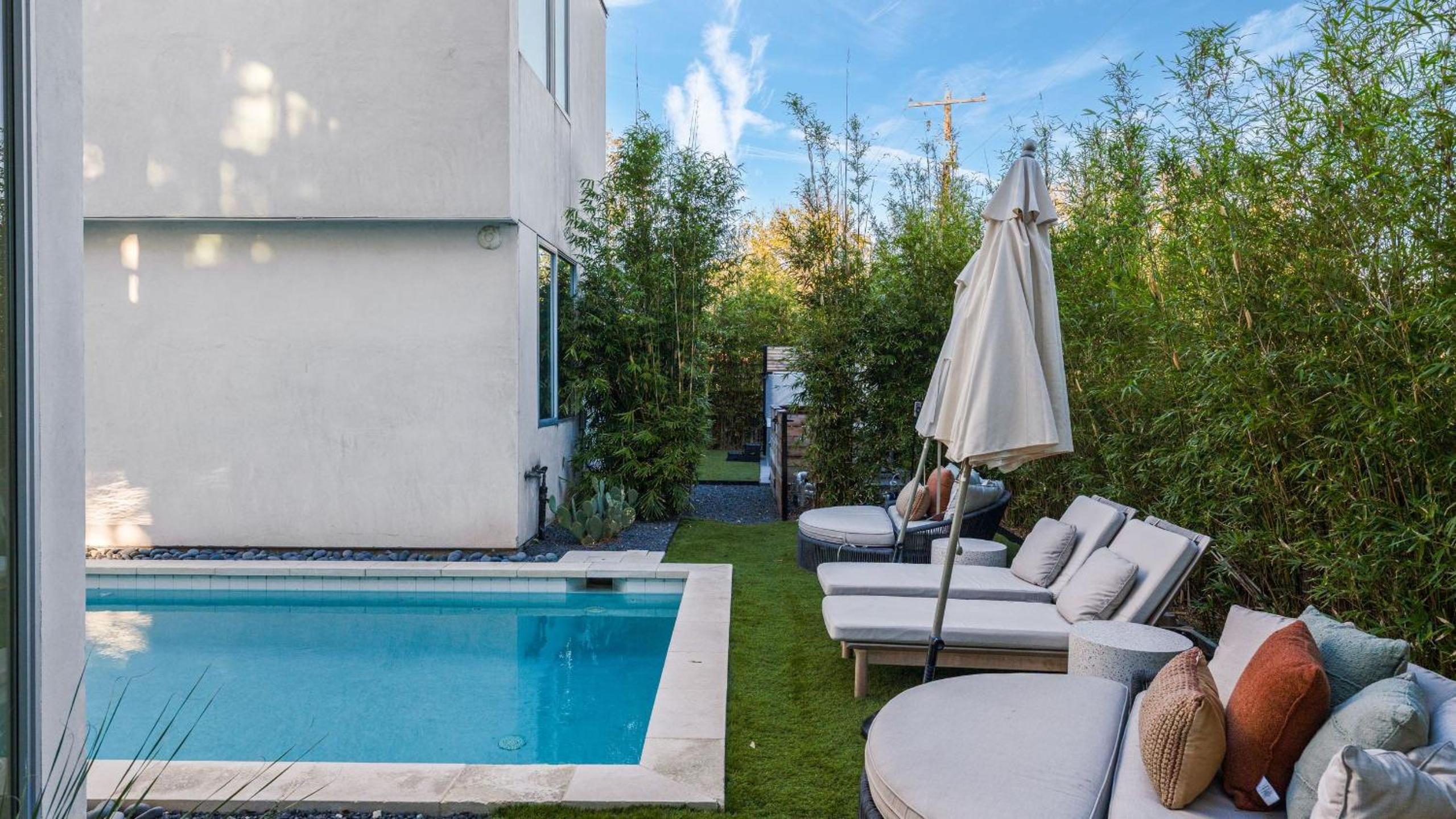 Luxe 11BDR w Putting Green Game Room Pool Bouldin Collective by AvantStay
