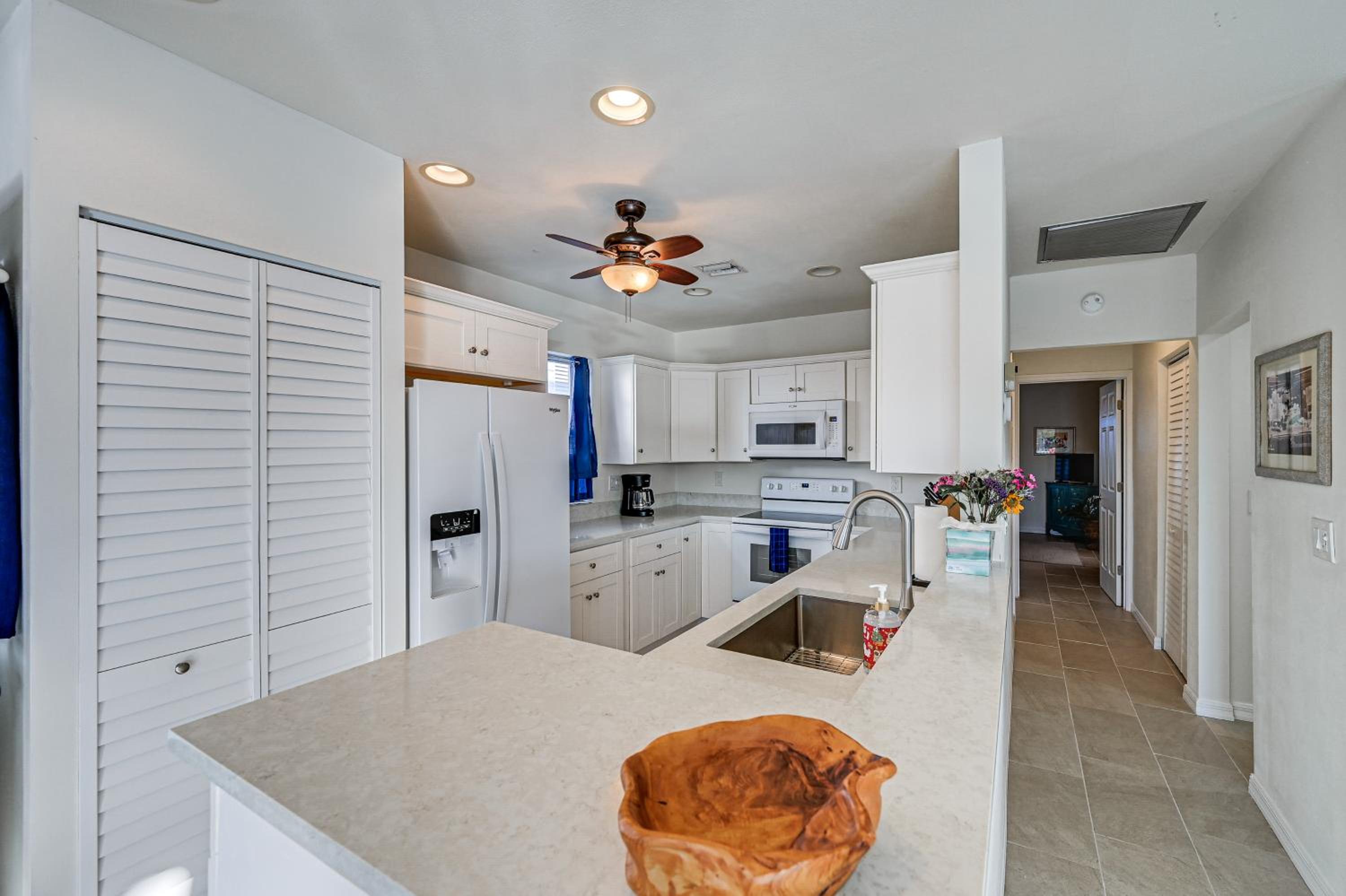 Dock and Pool Access Waterfront Marco Island Escape