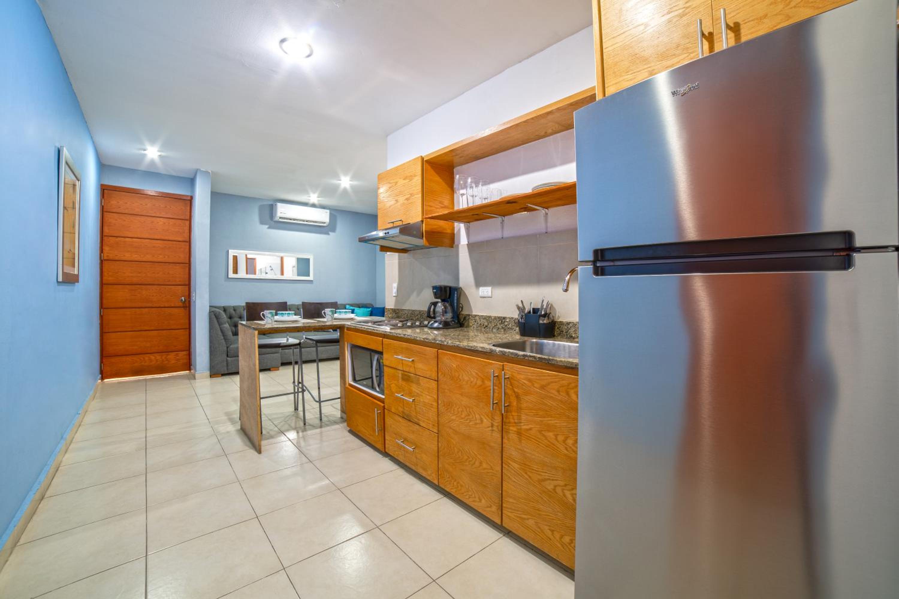 Lisboa Condominium - Modern Stay in Versalles
