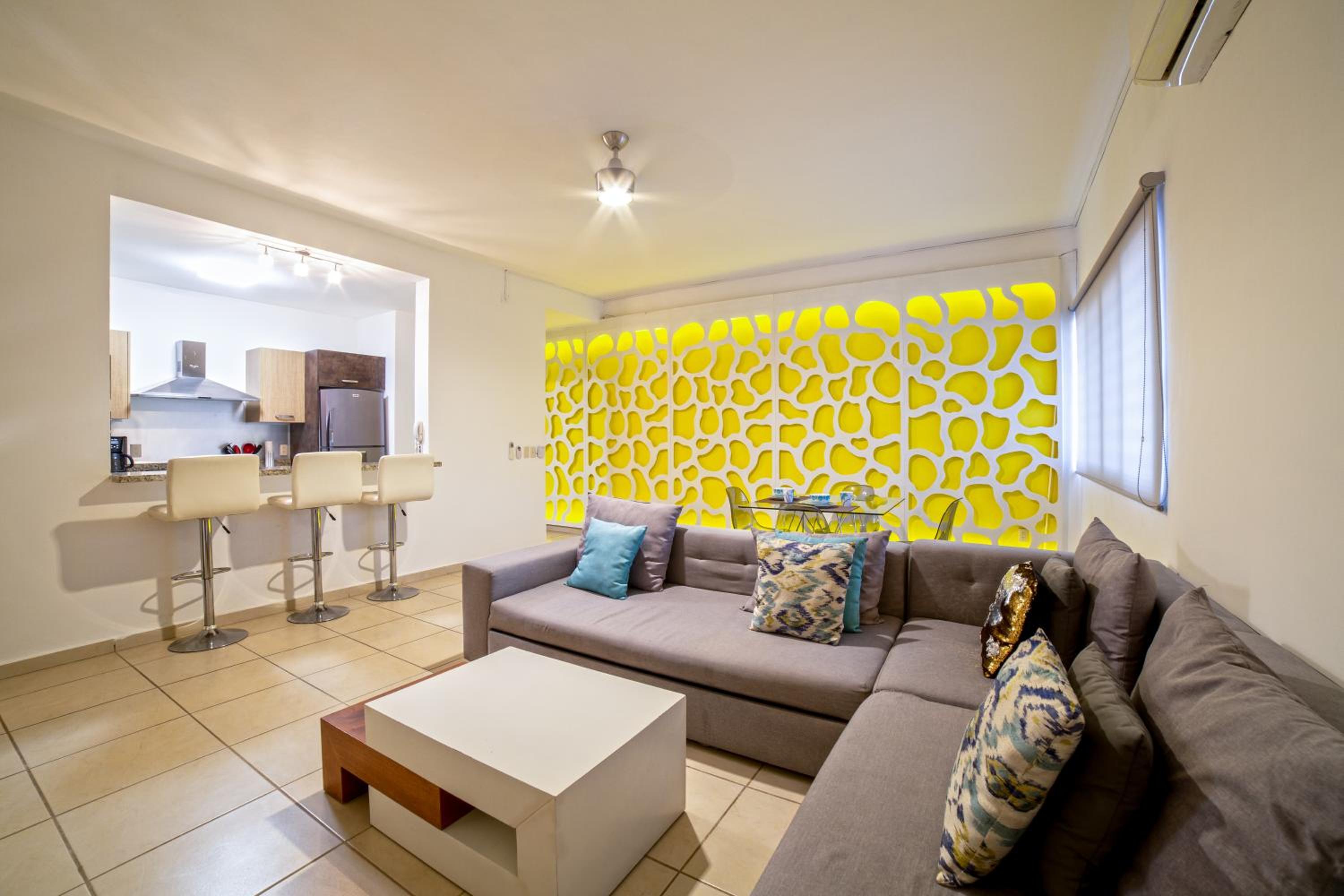 Lisboa Condominium - Modern Stay in Versalles