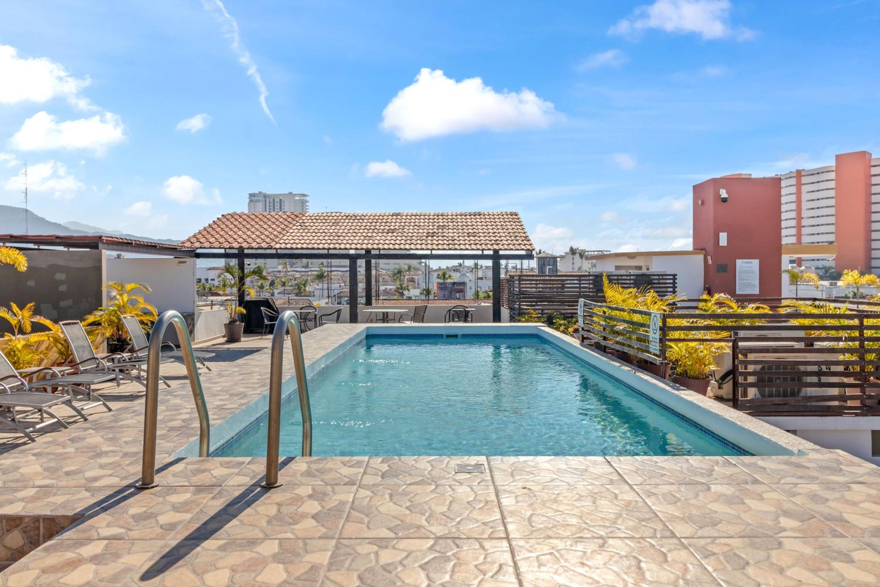 Lisboa Condominium - Modern Stay in Versalles