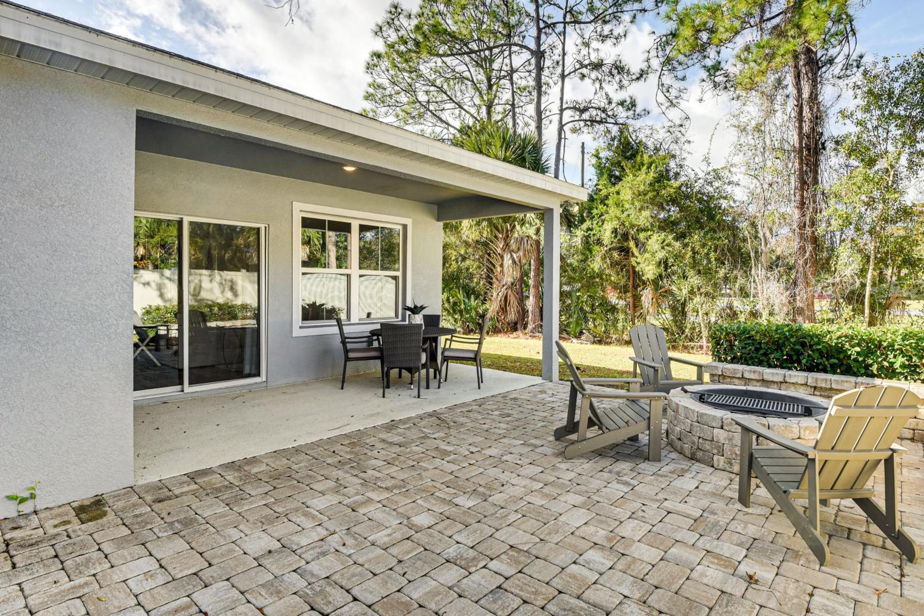 8 Mi to Beach! Stylish Palm Coast Home with Patio