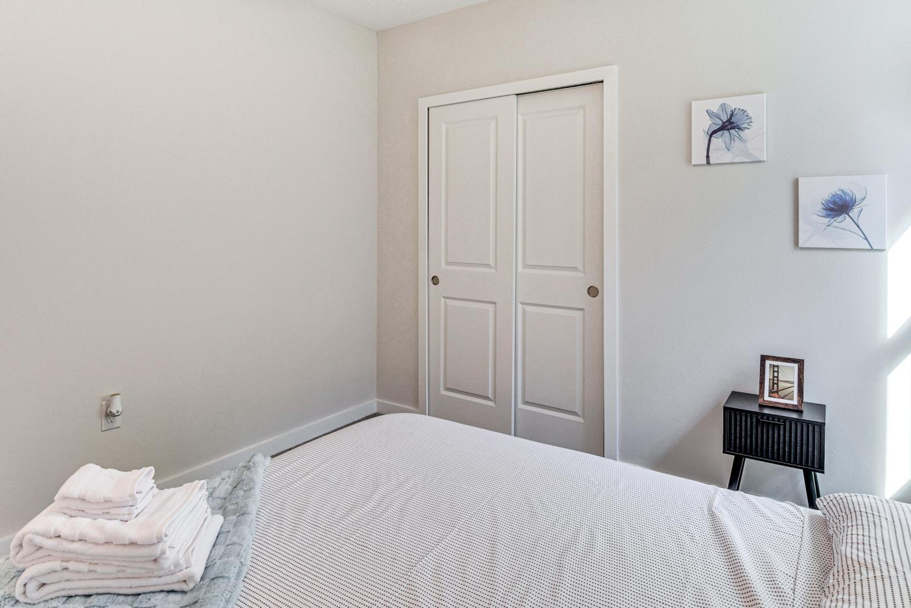 8 Mi to Beach! Stylish Palm Coast Home with Patio