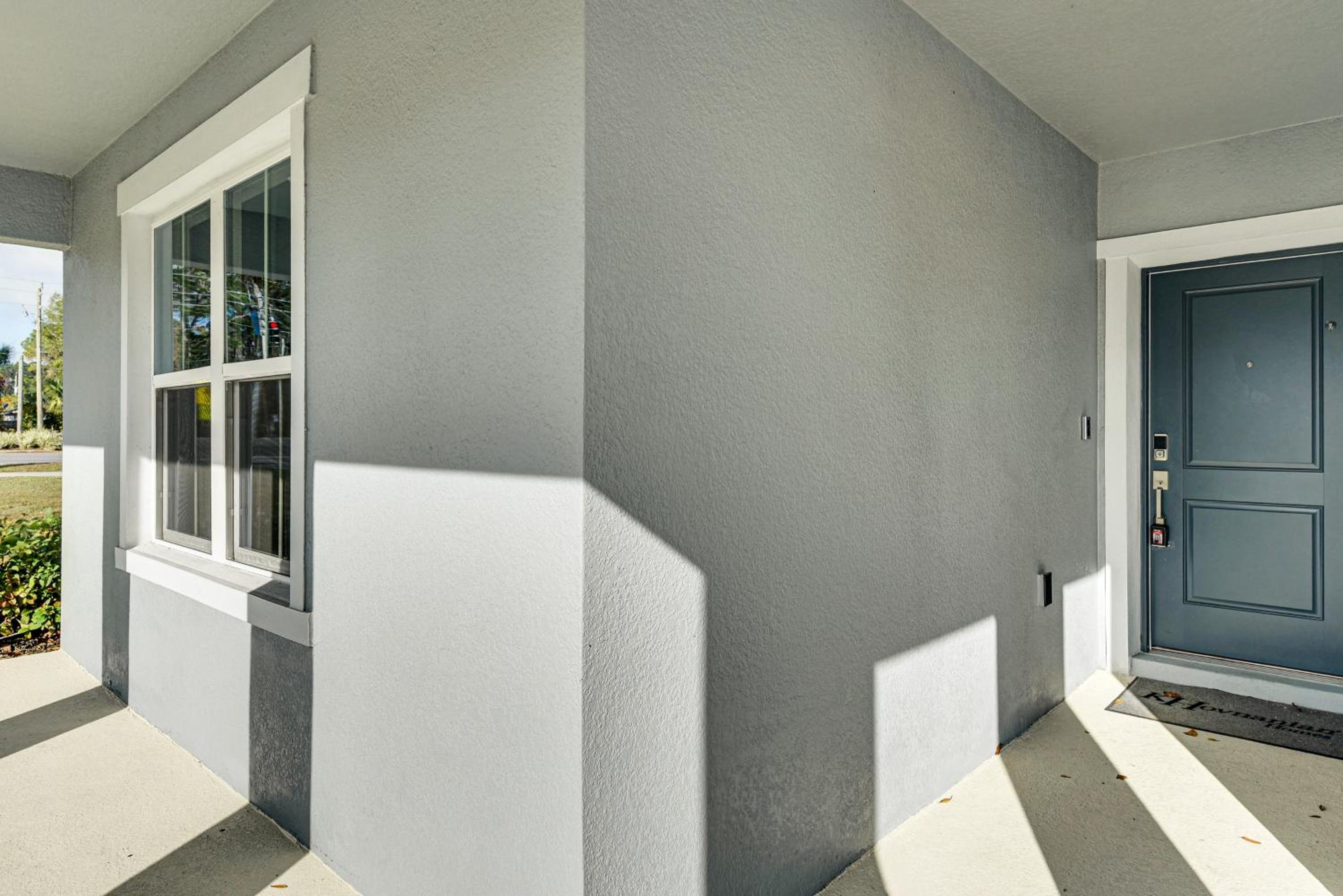 8 Mi to Beach! Stylish Palm Coast Home with Patio