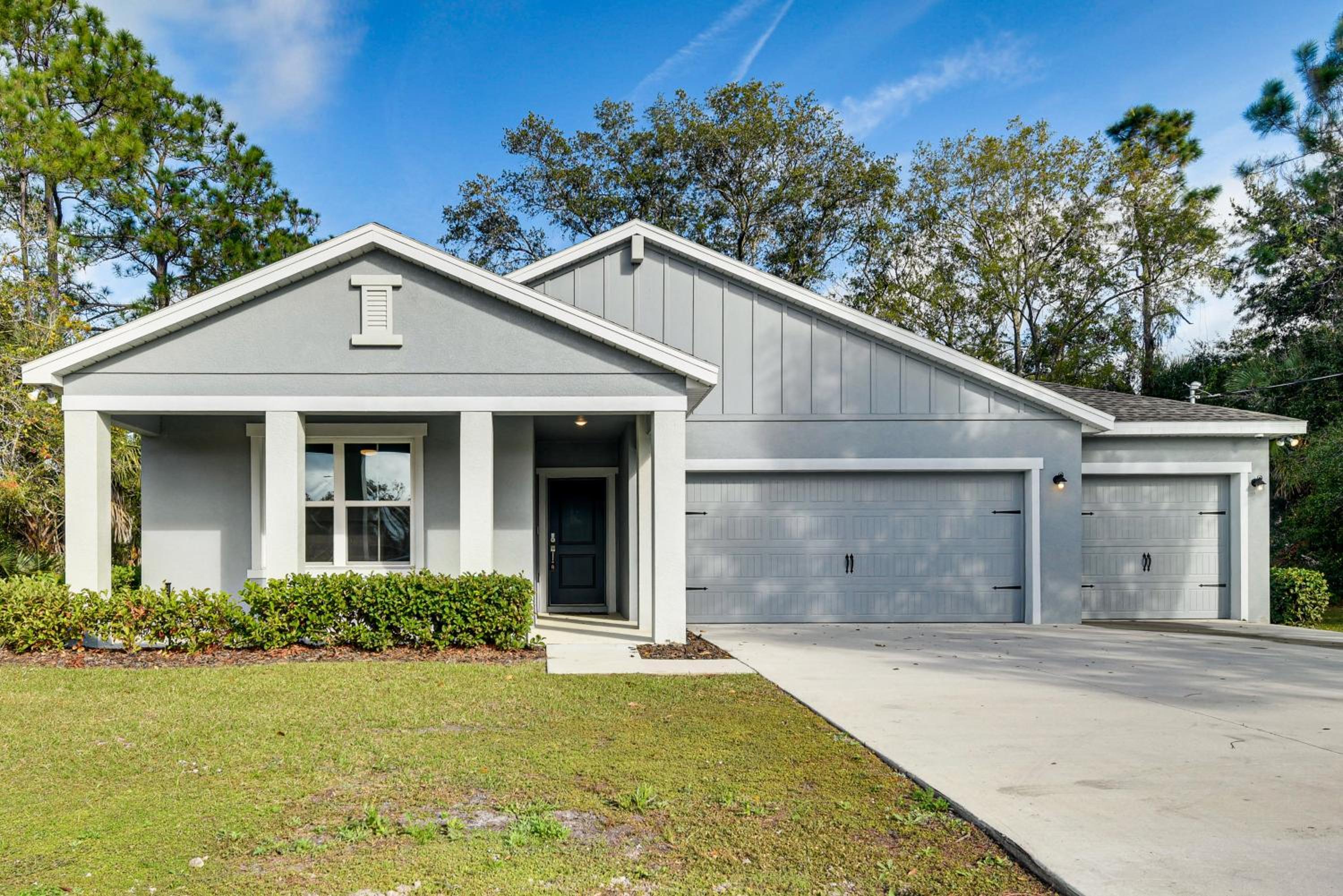 8 Mi to Beach! Stylish Palm Coast Home with Patio