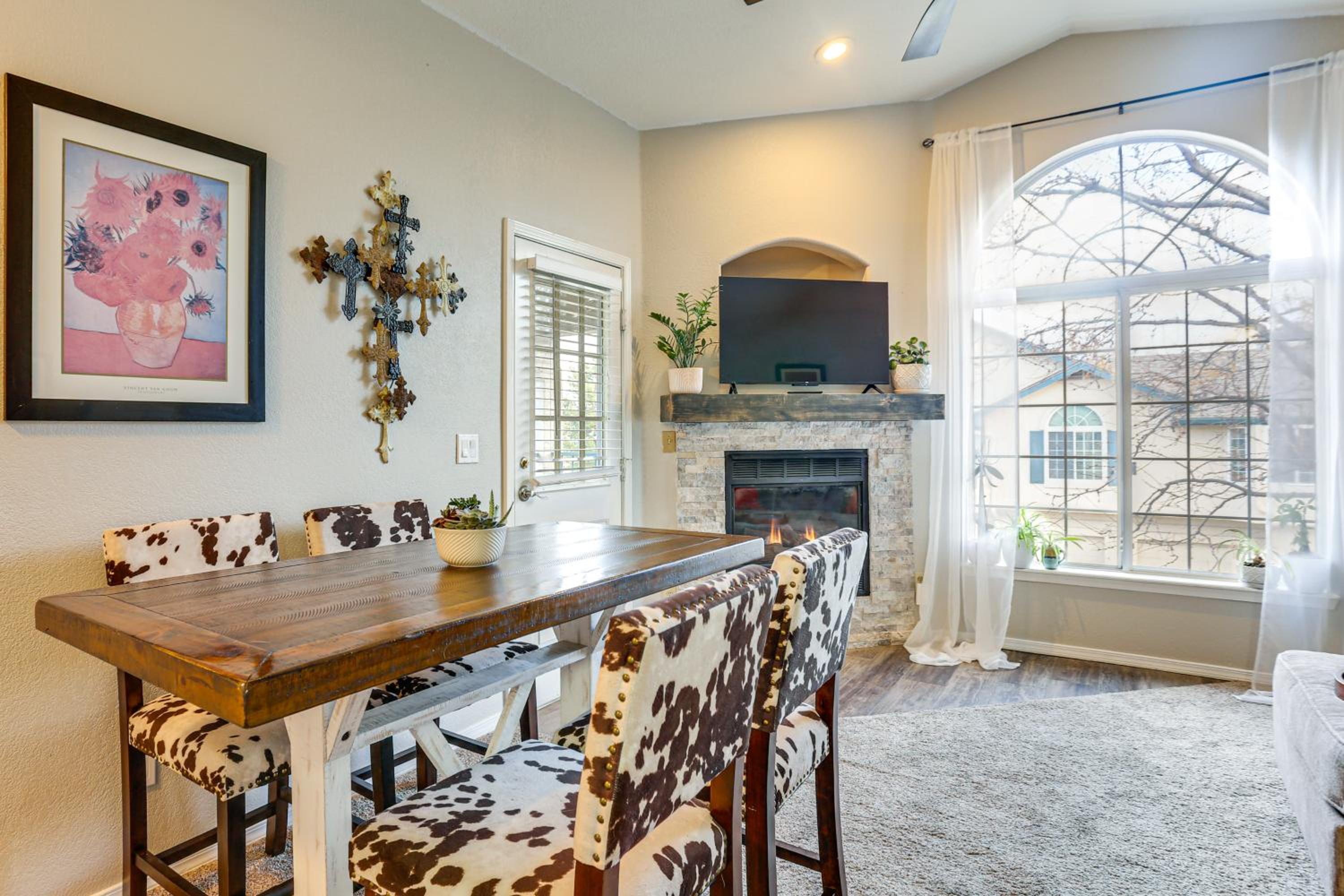 Less Than 1 Mi to Light Rail! Centennial Condo with Balcony