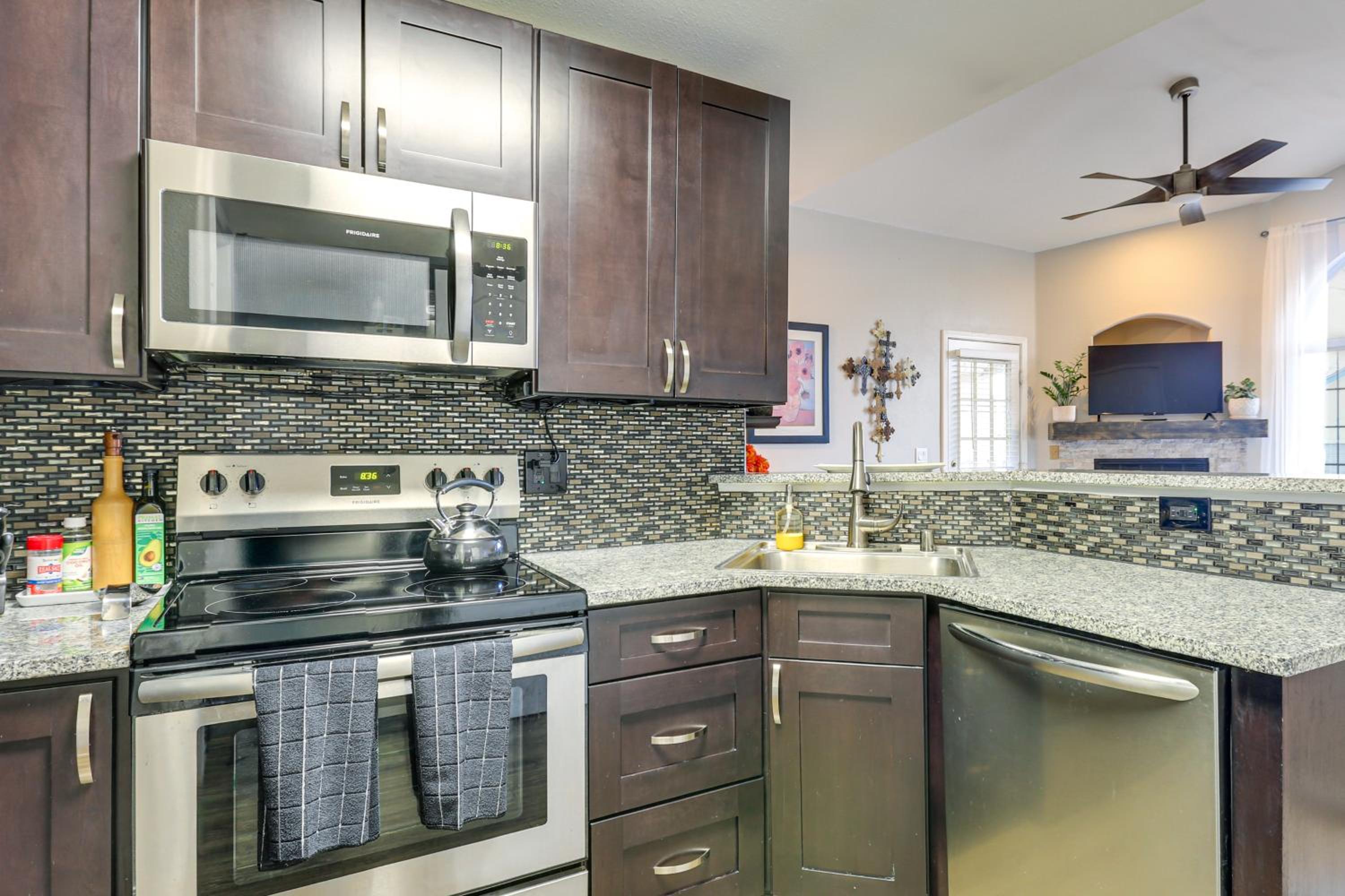 Less Than 1 Mi to Light Rail! Centennial Condo with Balcony