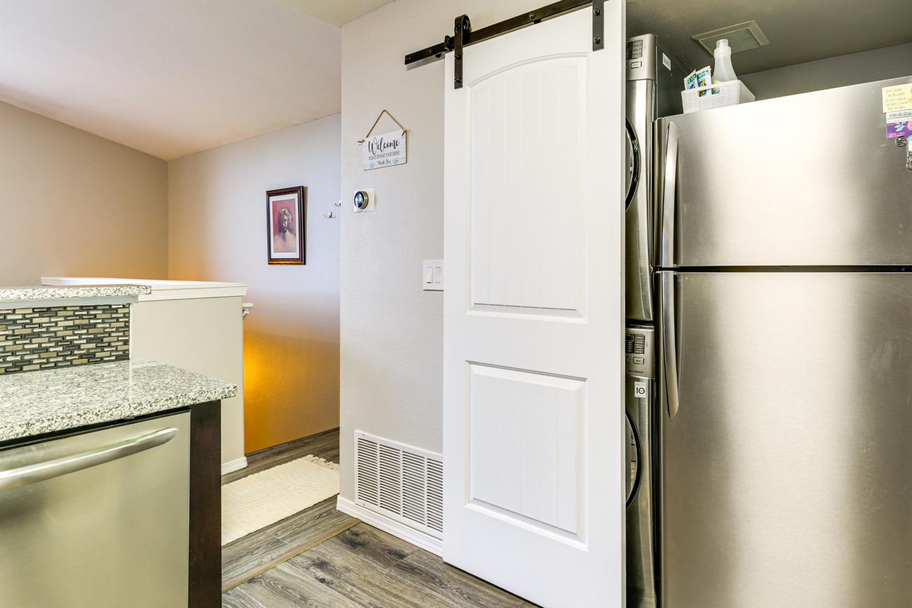 Less Than 1 Mi to Light Rail! Centennial Condo with Balcony