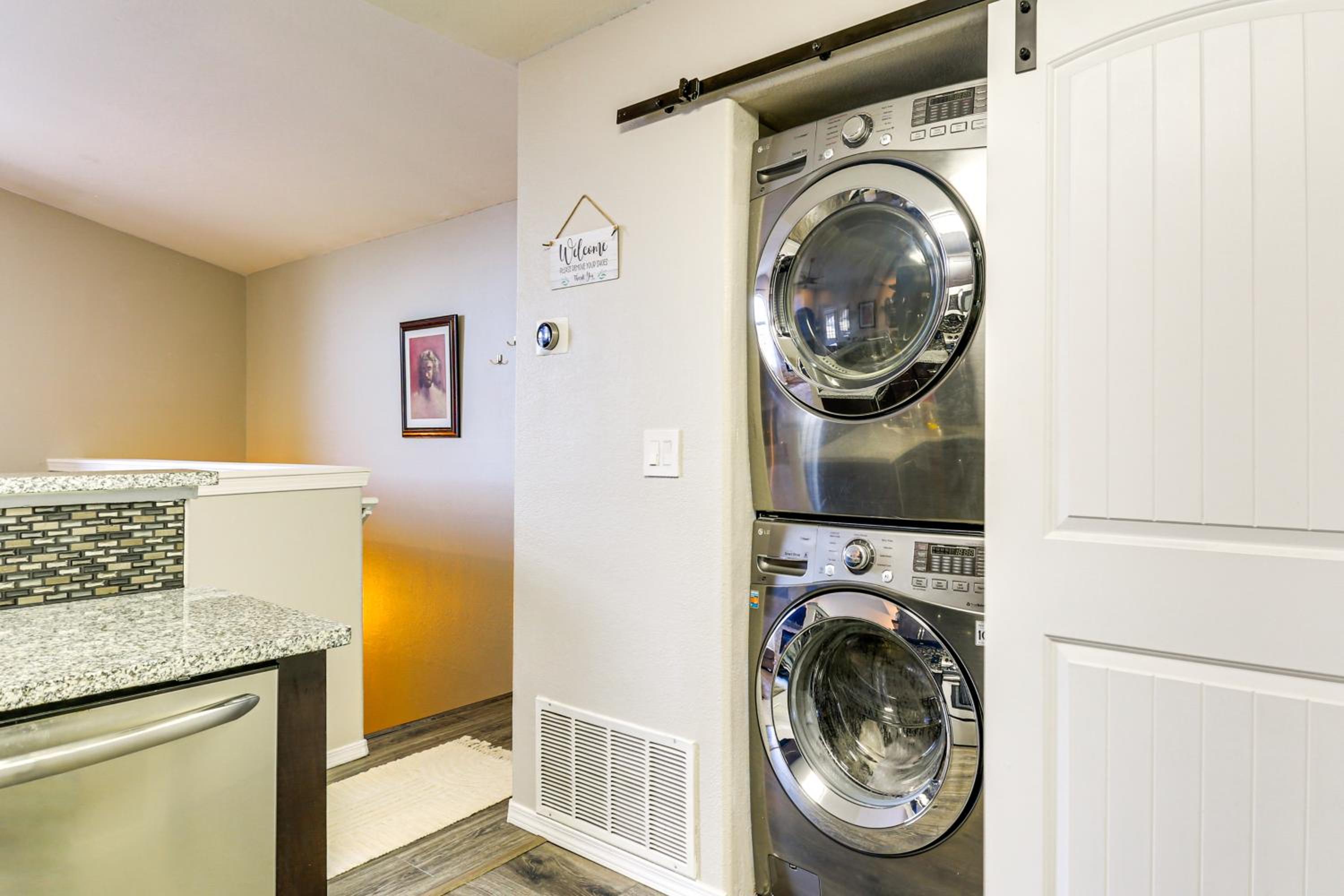 Less Than 1 Mi to Light Rail! Centennial Condo with Balcony