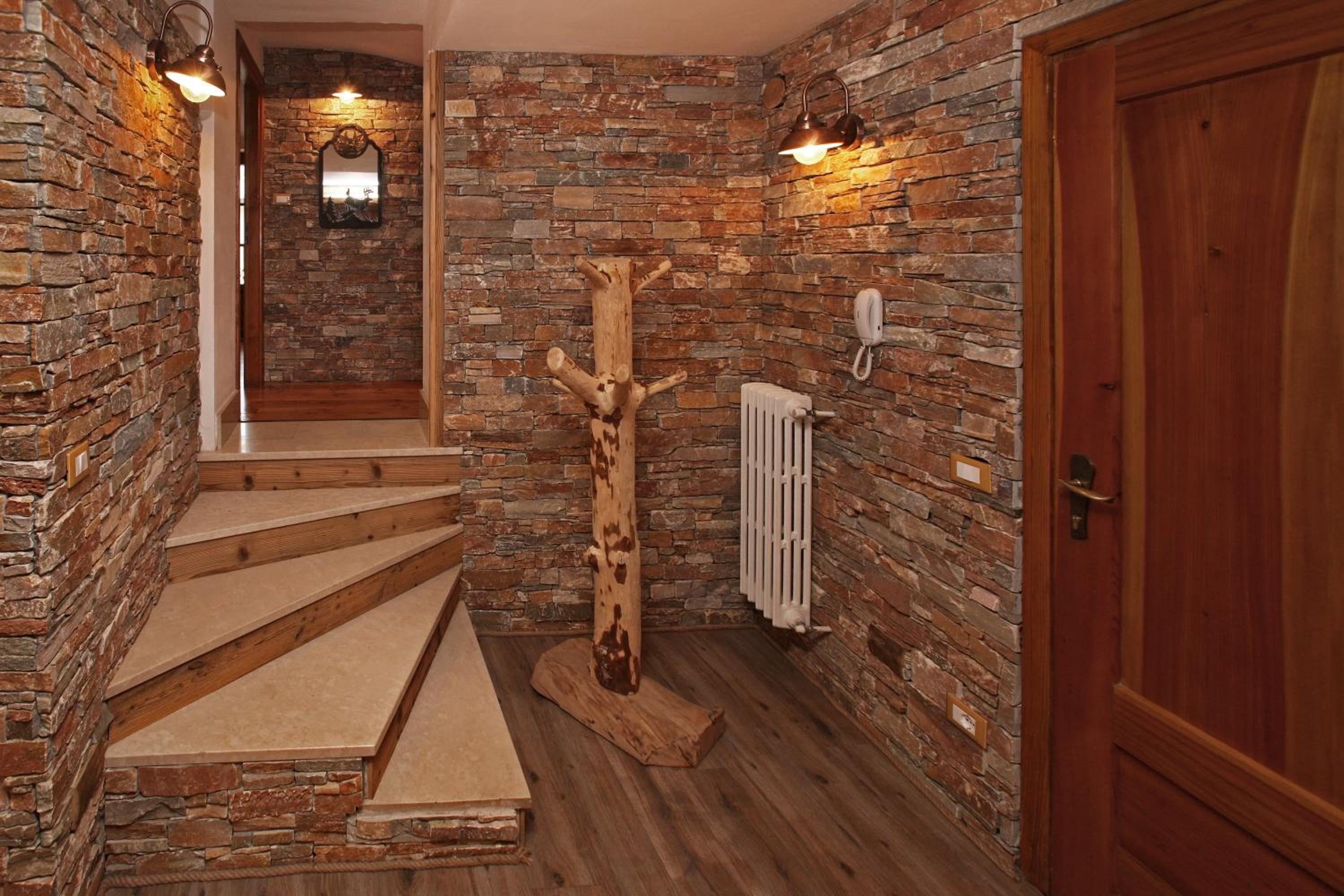 Photo 63