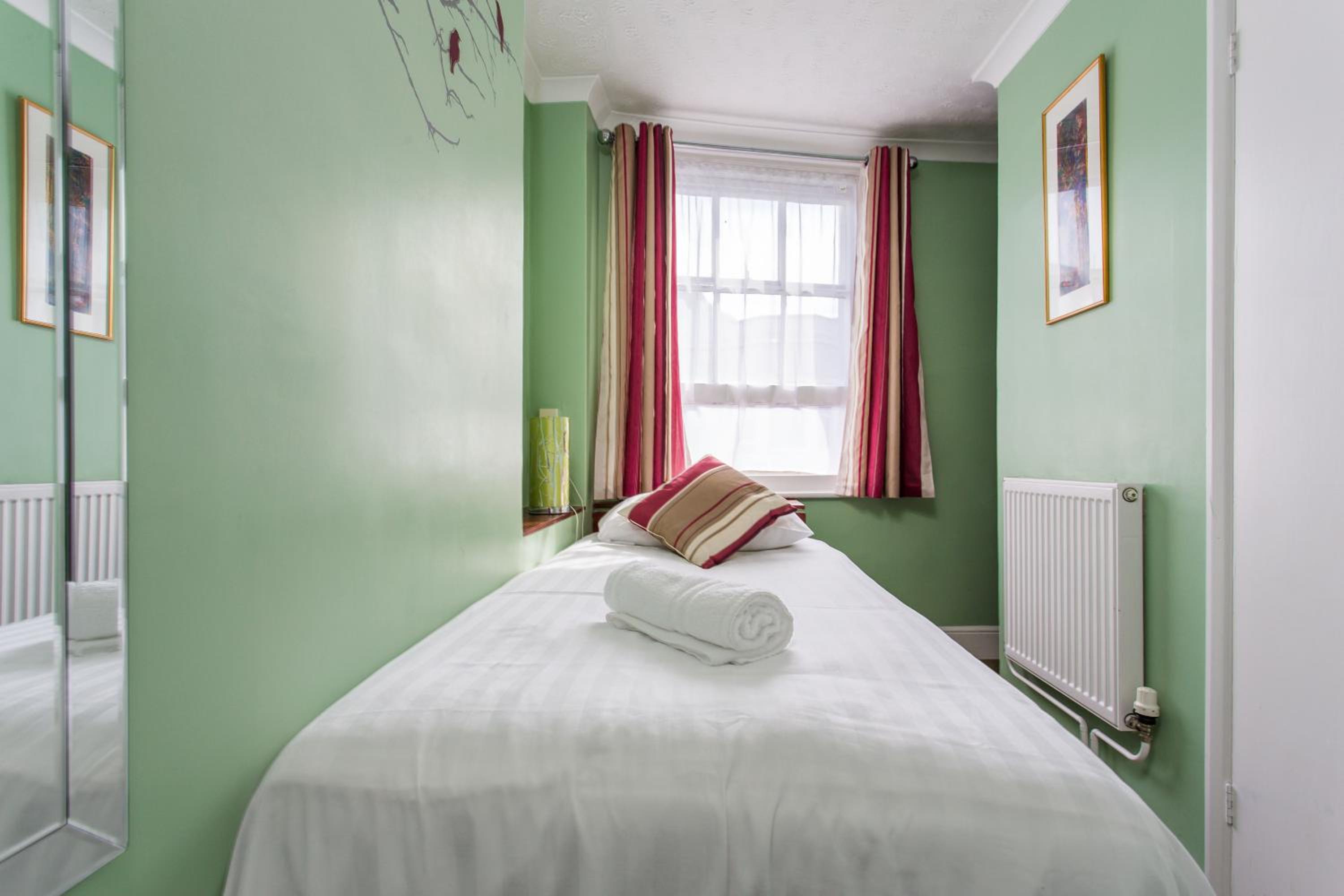 Brighton Surf Guest House