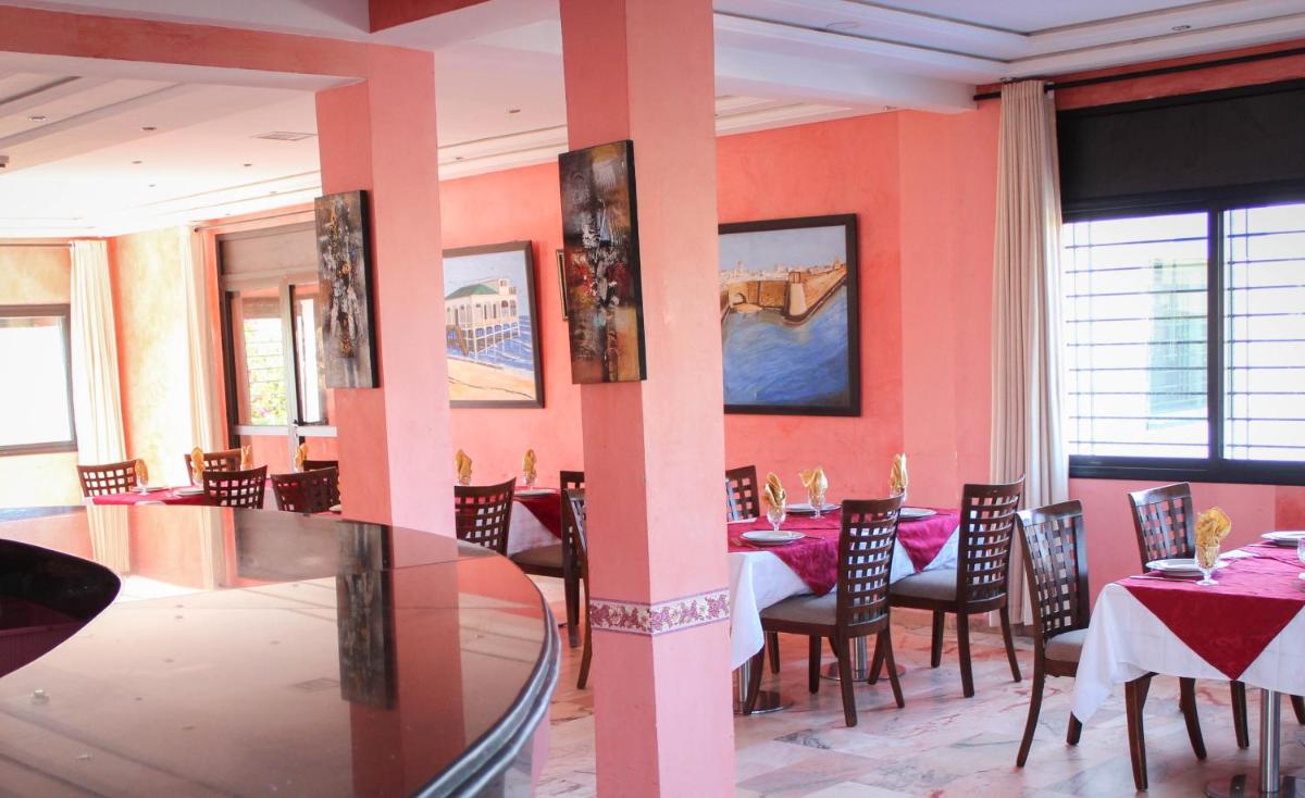 restaurant