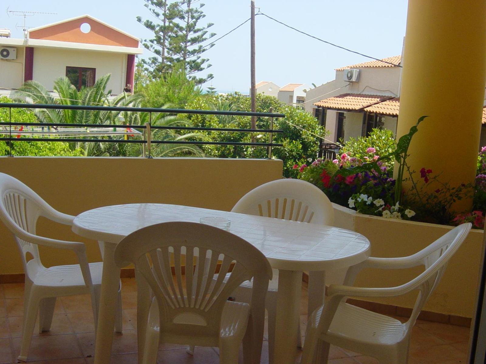 Marias Studios & Apartments in Platanias