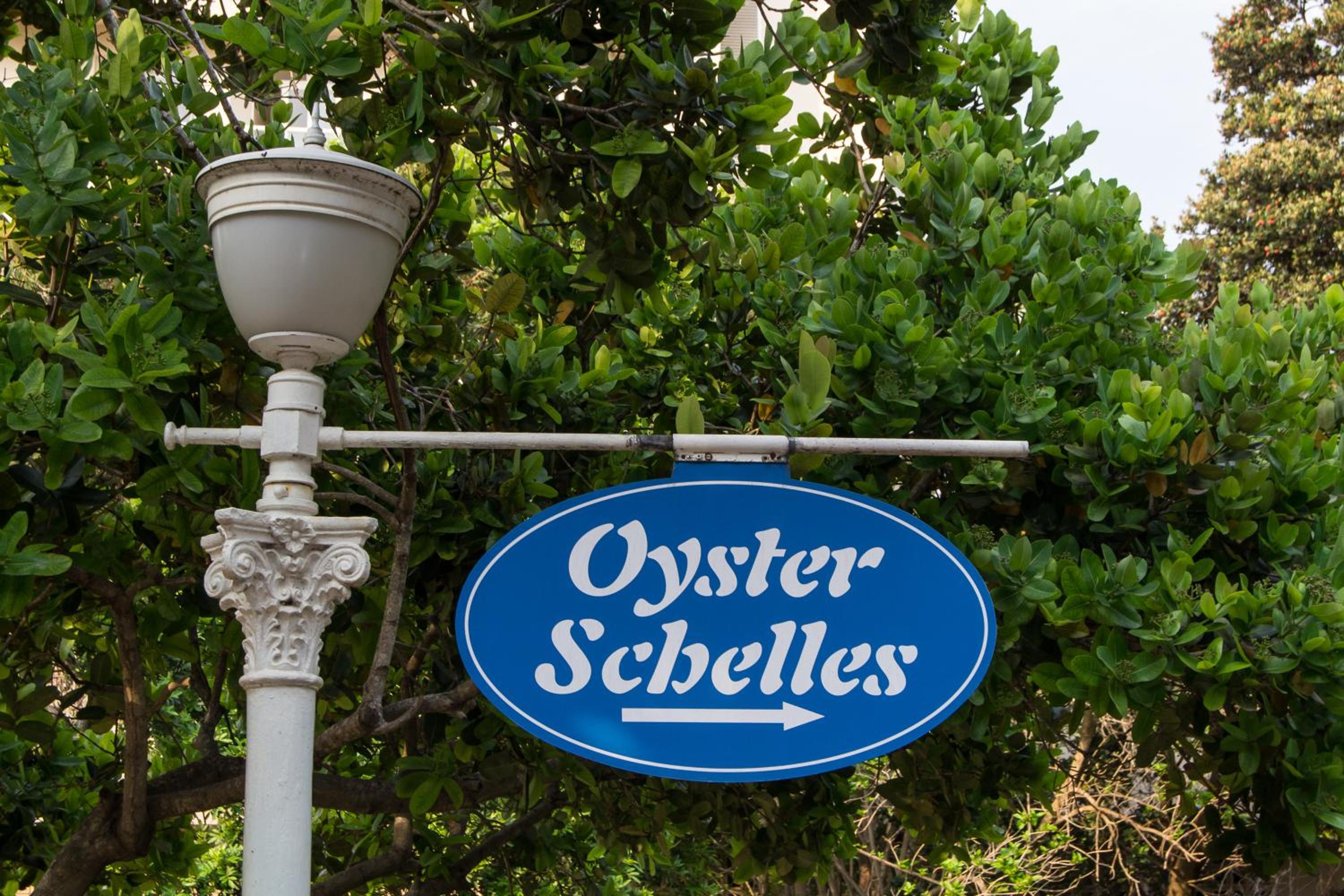 302 Oyster Schelles - by Stay in Umhlanga