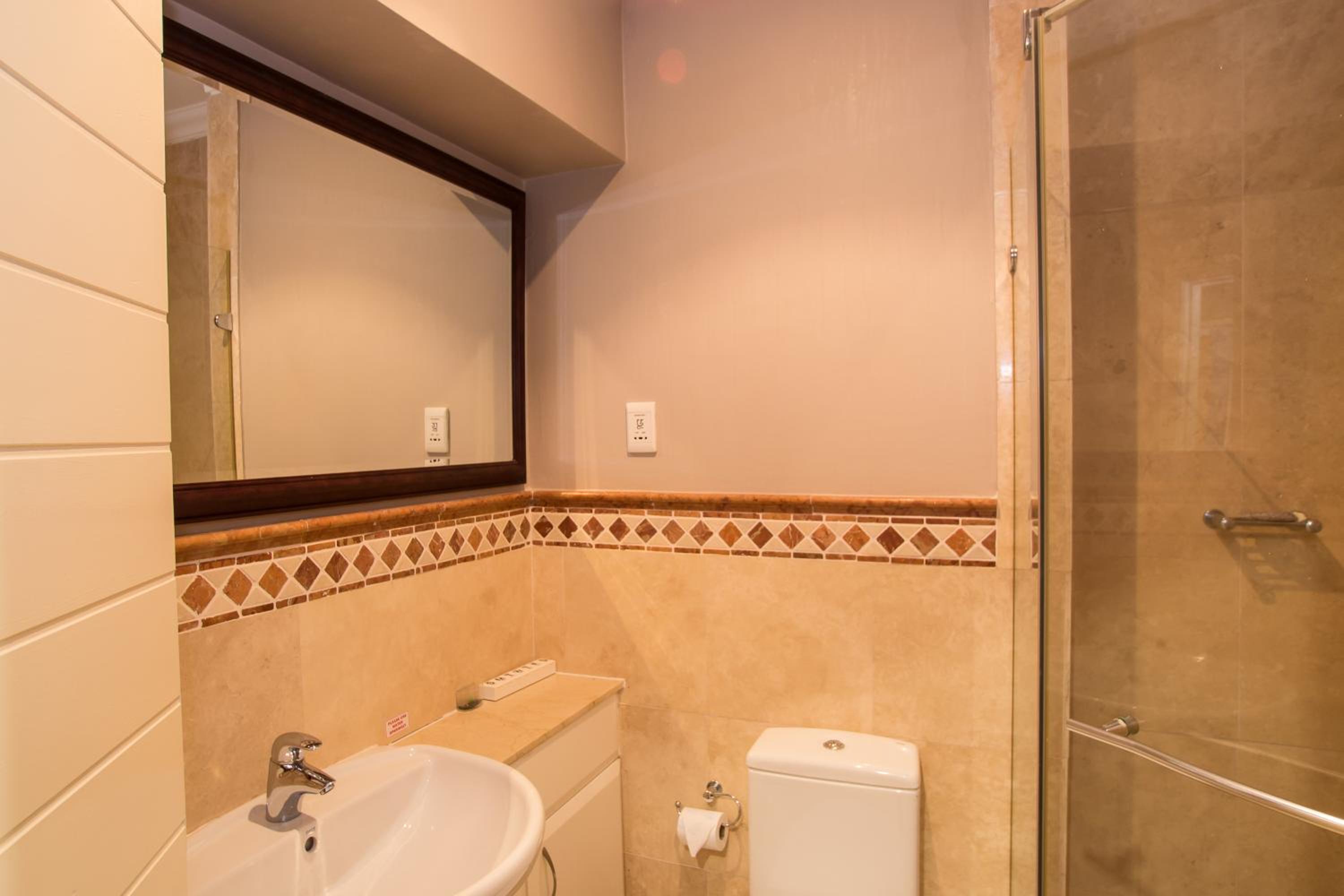 702 Oyster Rock - by Stay in Umhlanga