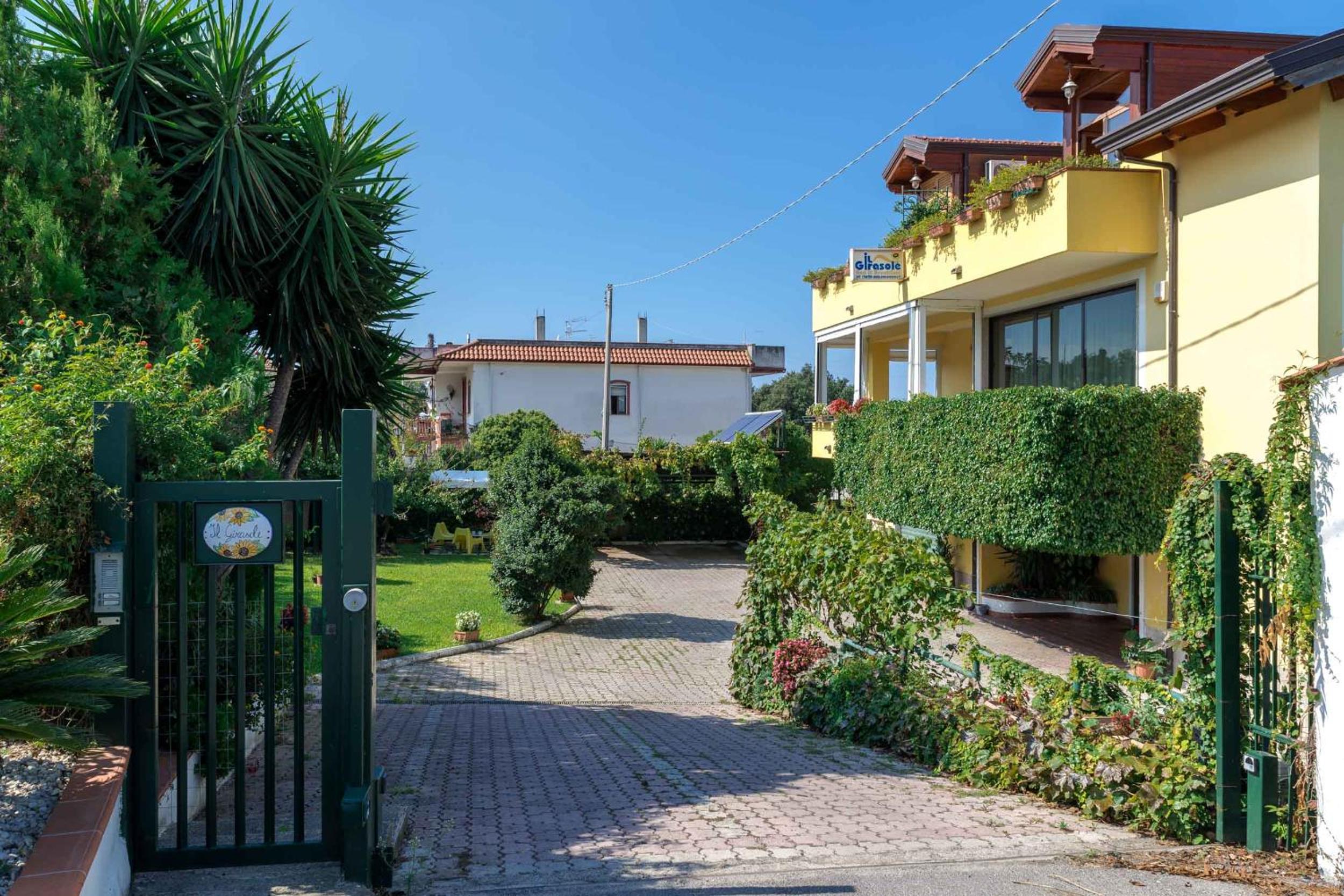 Casa Vacanze Il Girasole view 2