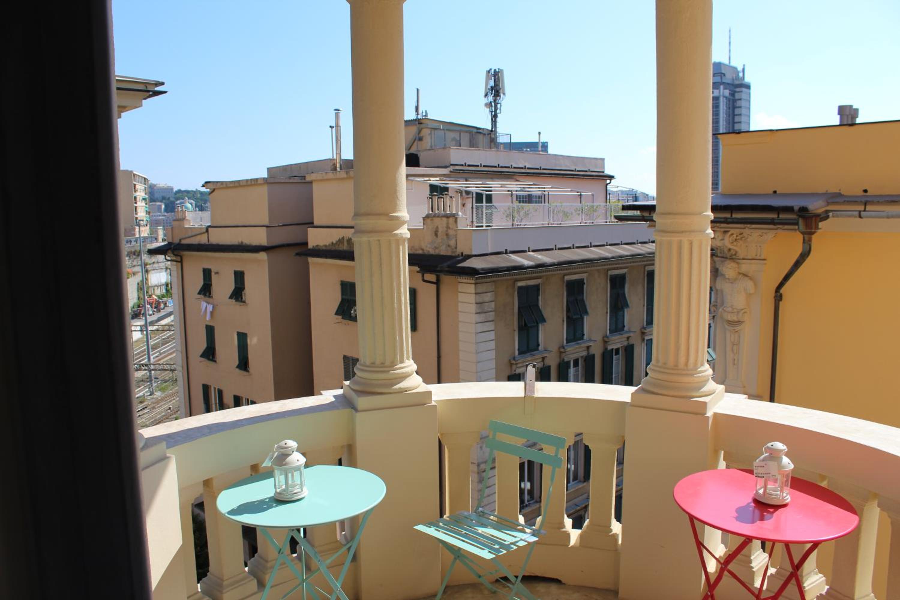 Victoria House Hostel
