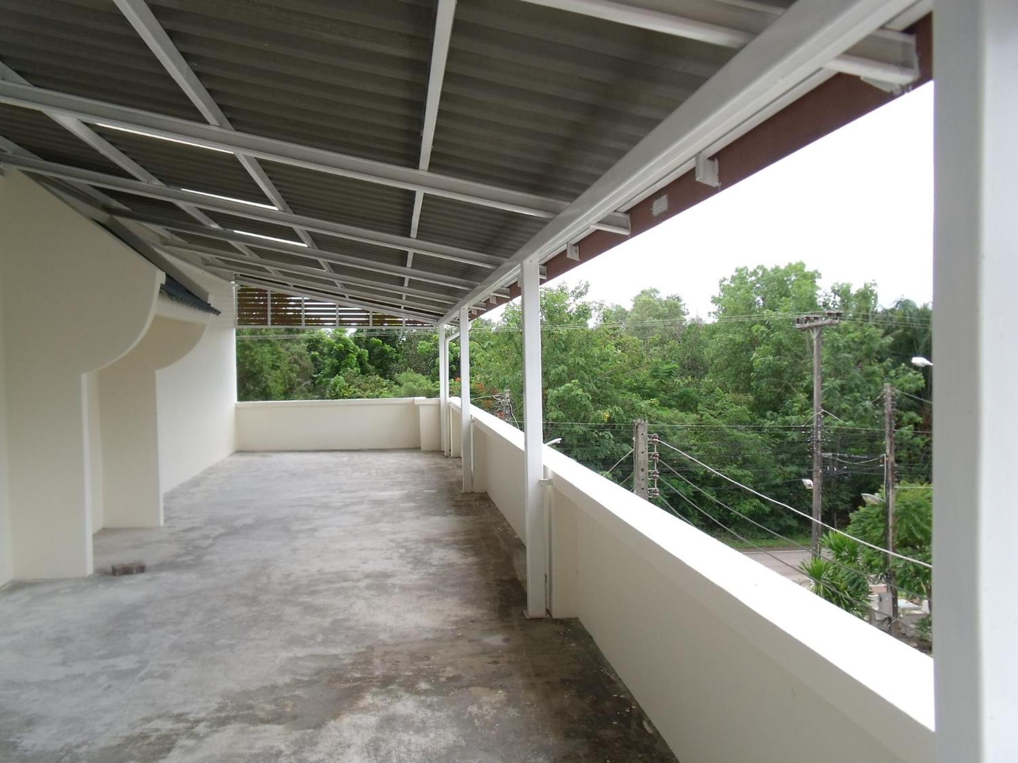 Albatross Guesthouse @ Thungwualaen Beach