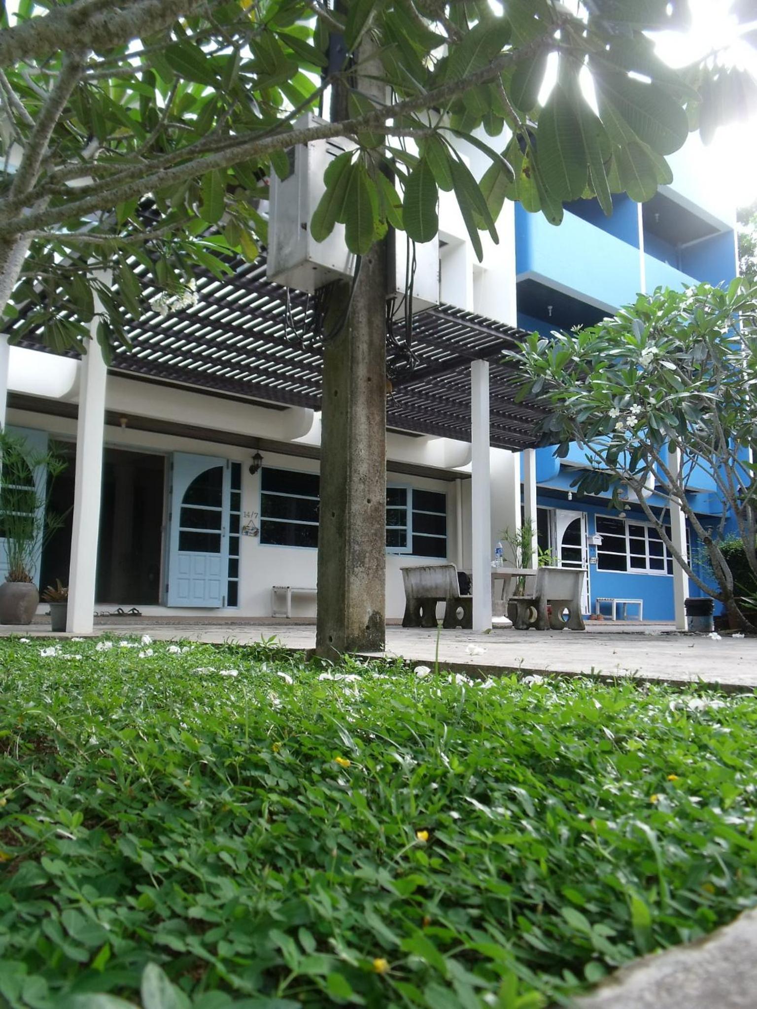 Albatross Guesthouse @ Thungwualaen Beach