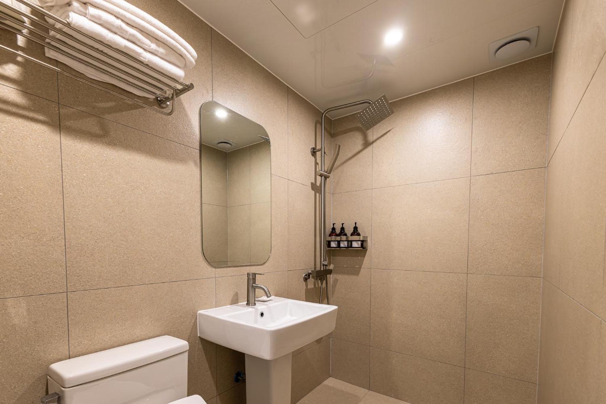 Vinetree Boutique Hotel