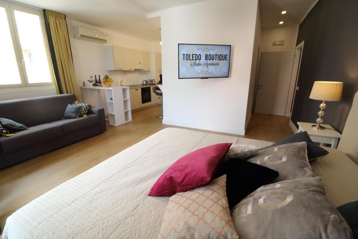 Toledo Boutique Studio Apartments