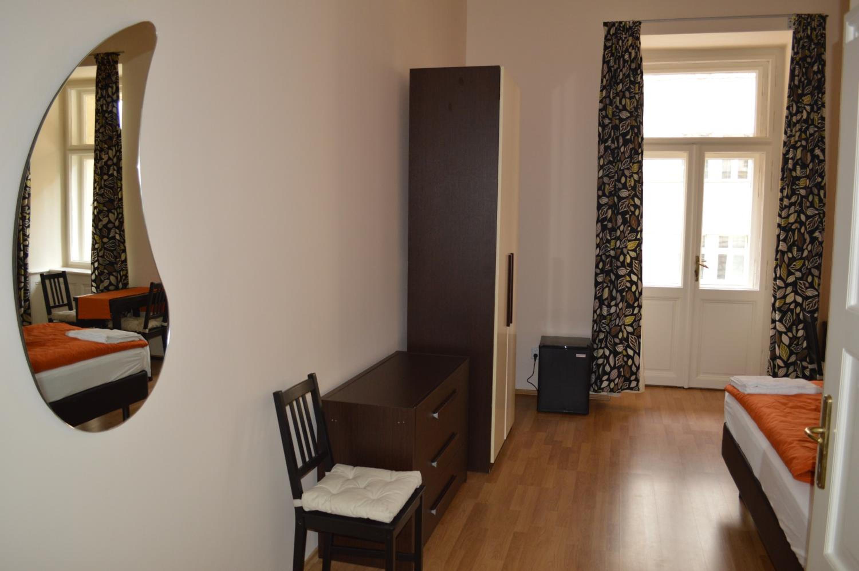 Valentina Apartments