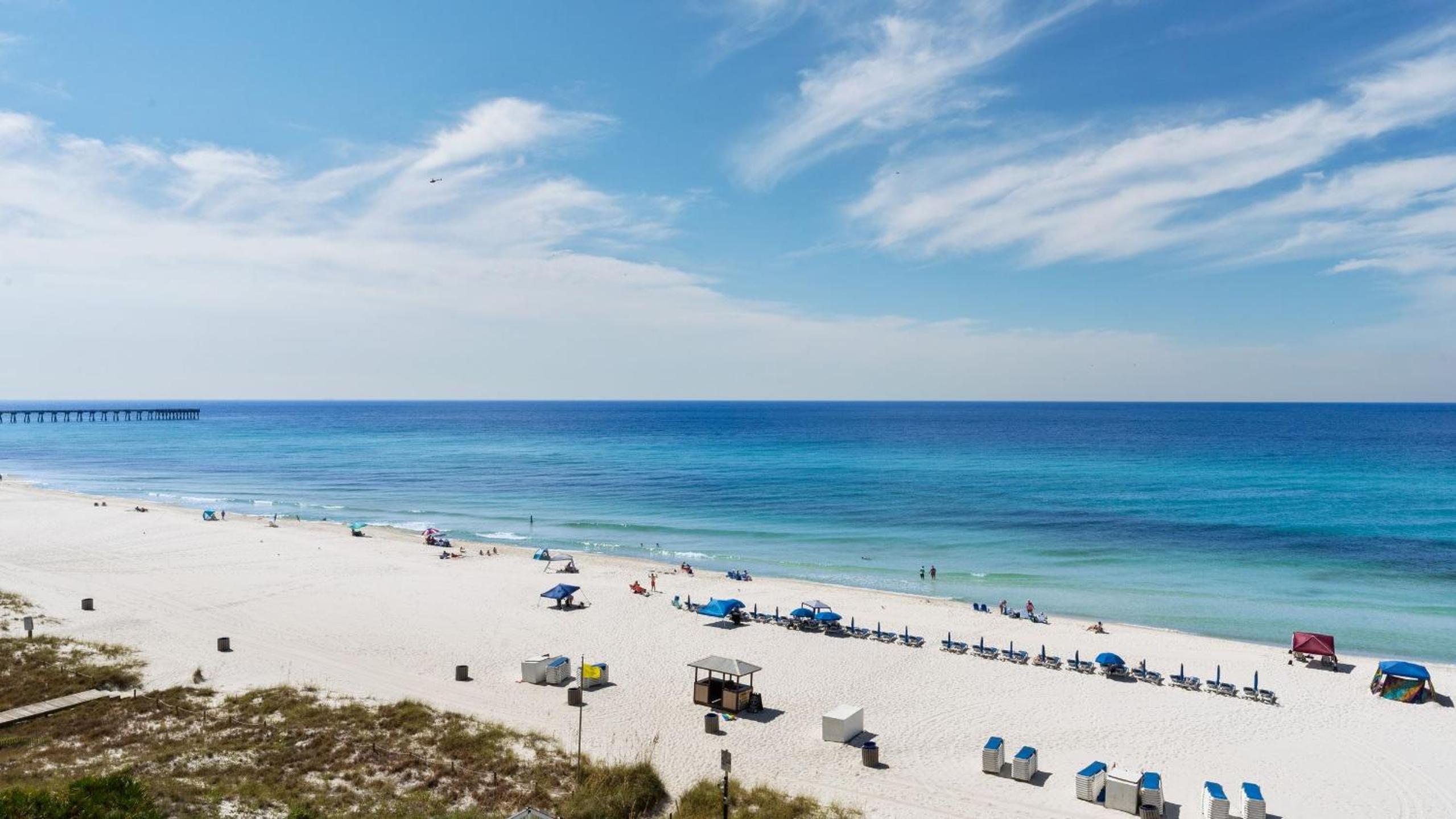 2 Beachfront Condos BBQ Balconies Resort Pool Hot Tub Direct Beach Access