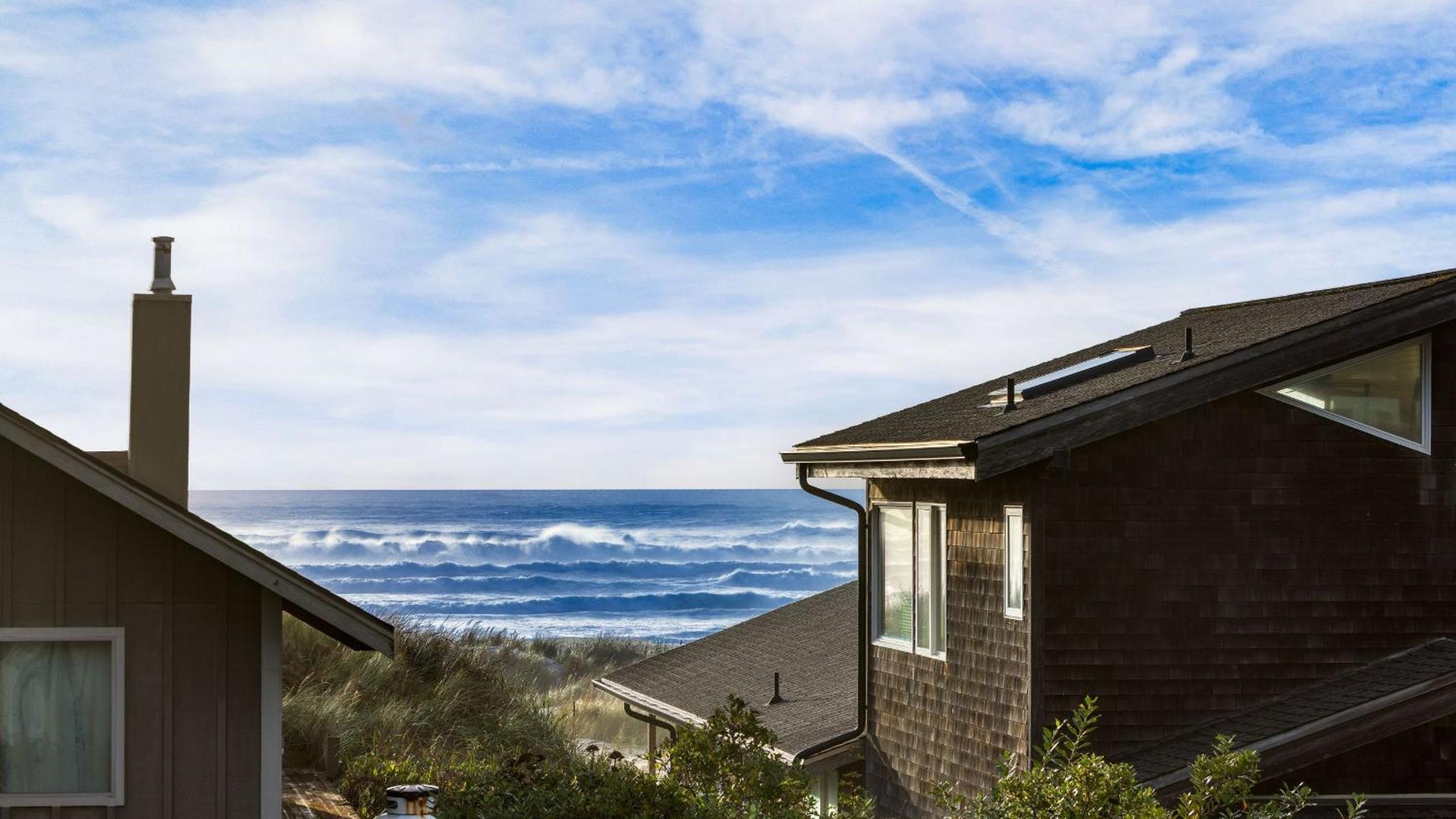 Steps from Manzanita Beach Ocean Views Bikes Firepit Vitamin Sea by AvantStay