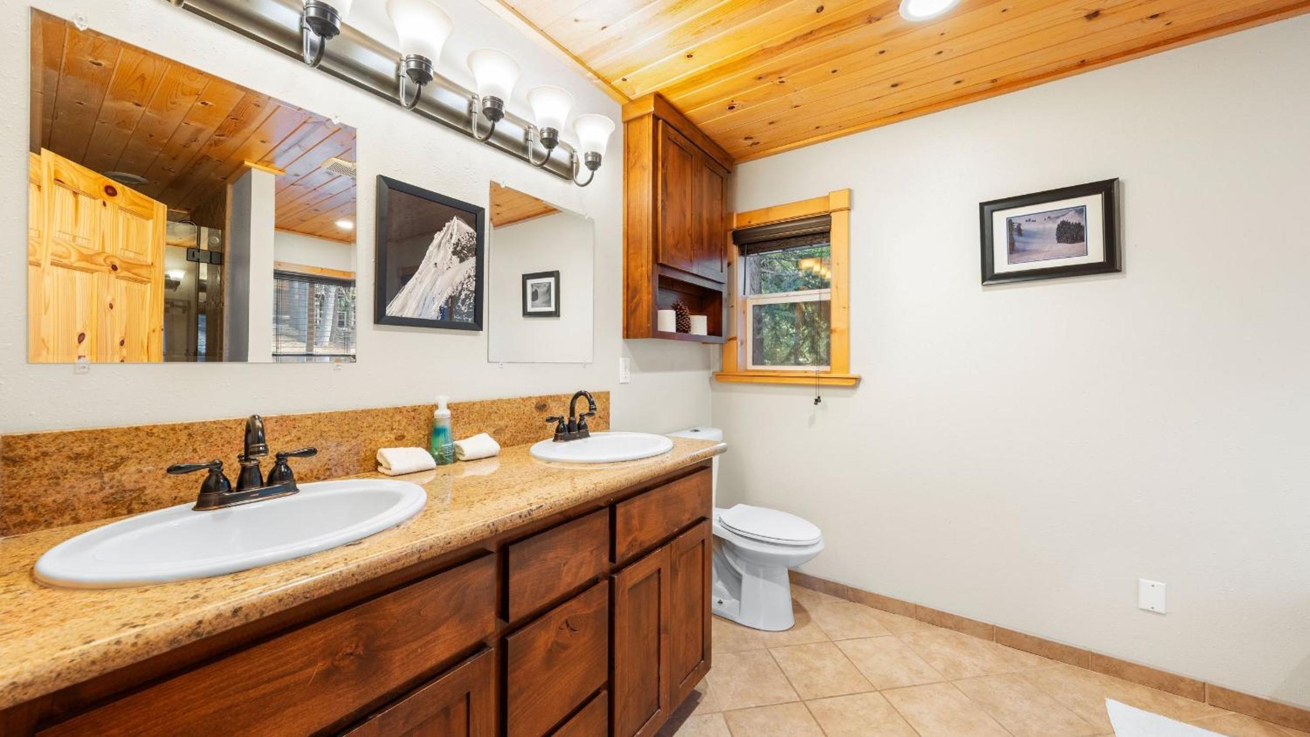 Outdoor Dining Backyard Trails Nearby Cedar Hollow Retreat by AvantStay