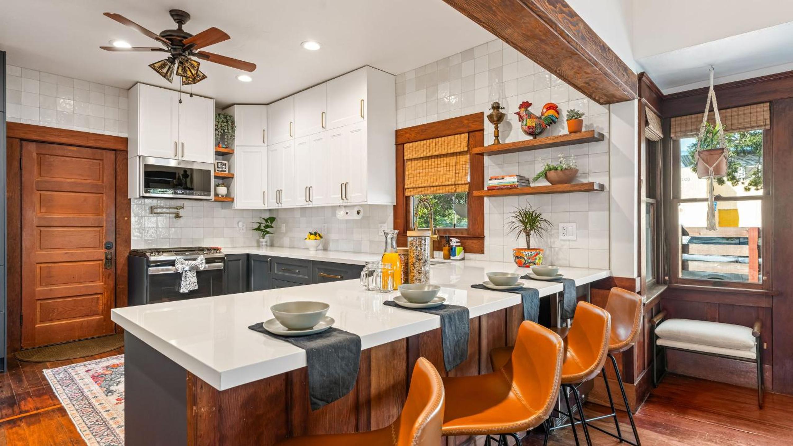 2 Side-by-Side San Diego Homes w Shared Backyard Firepit BBQ Casa Craftsman Casita on Landis by Avantstay