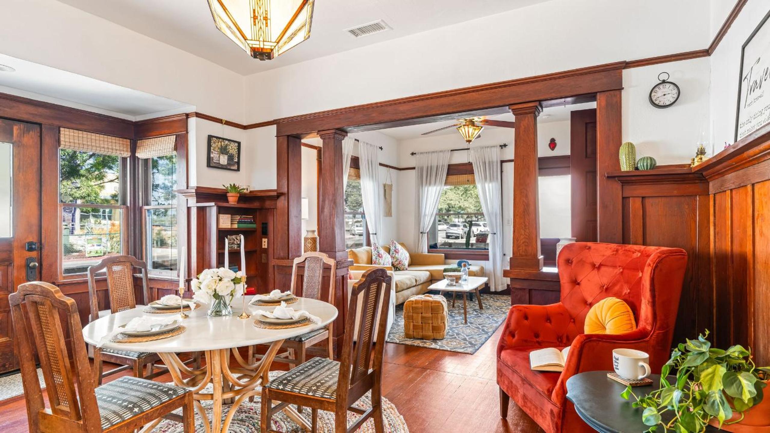 2 Side-by-Side San Diego Homes w Shared Backyard Firepit BBQ Casa Craftsman Casita on Landis by Avantstay