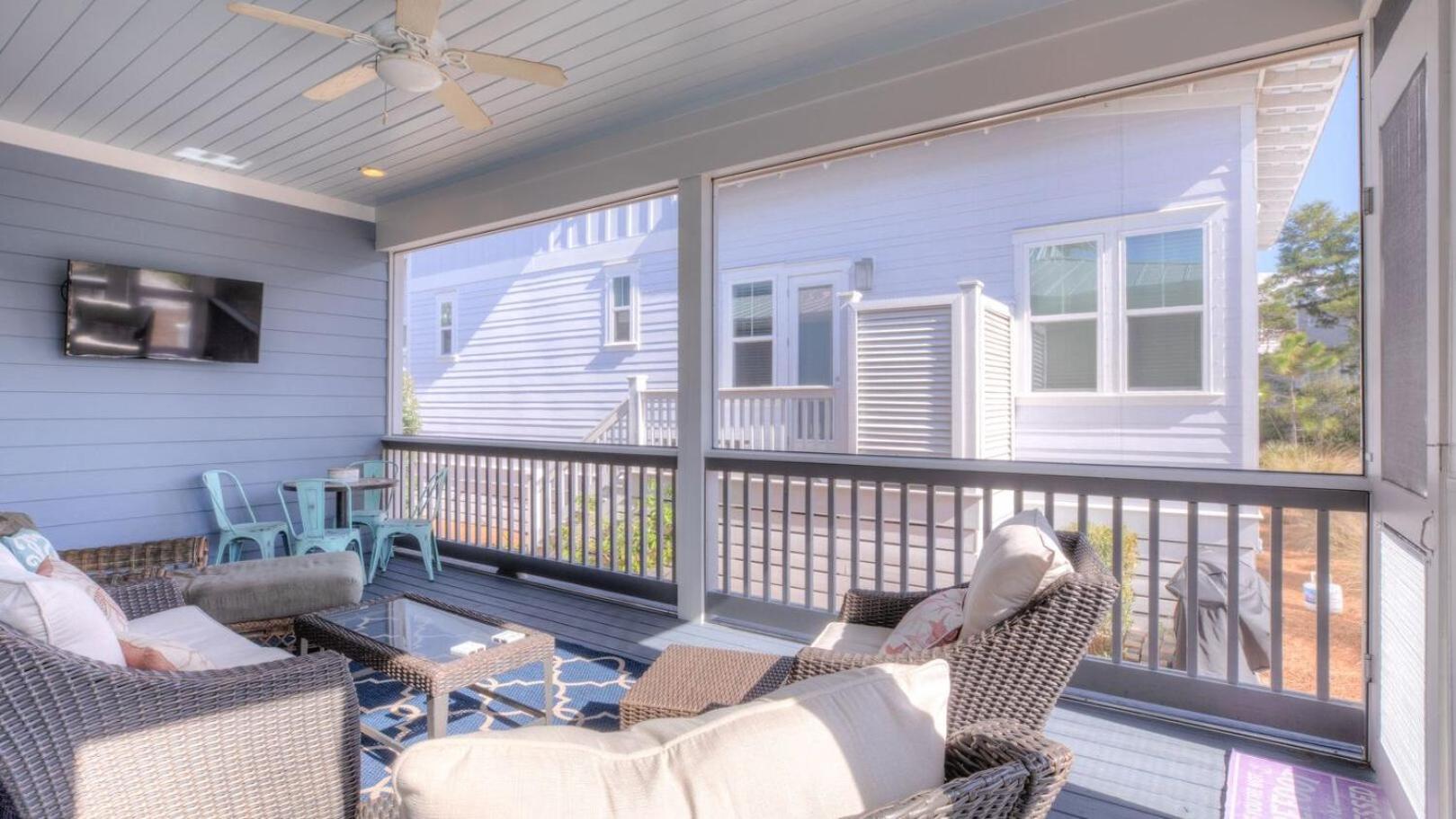 2 Homes Sleeps 25 Pool Firepit Free Golf Carts Blue Mountain Beach